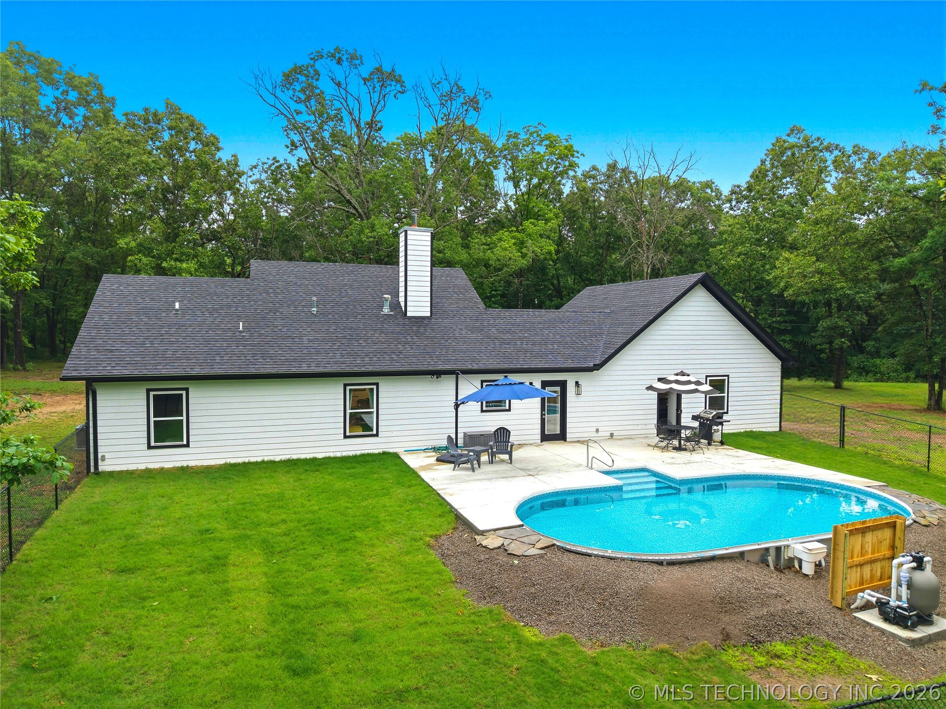 466070 E 800 Property Photo 51