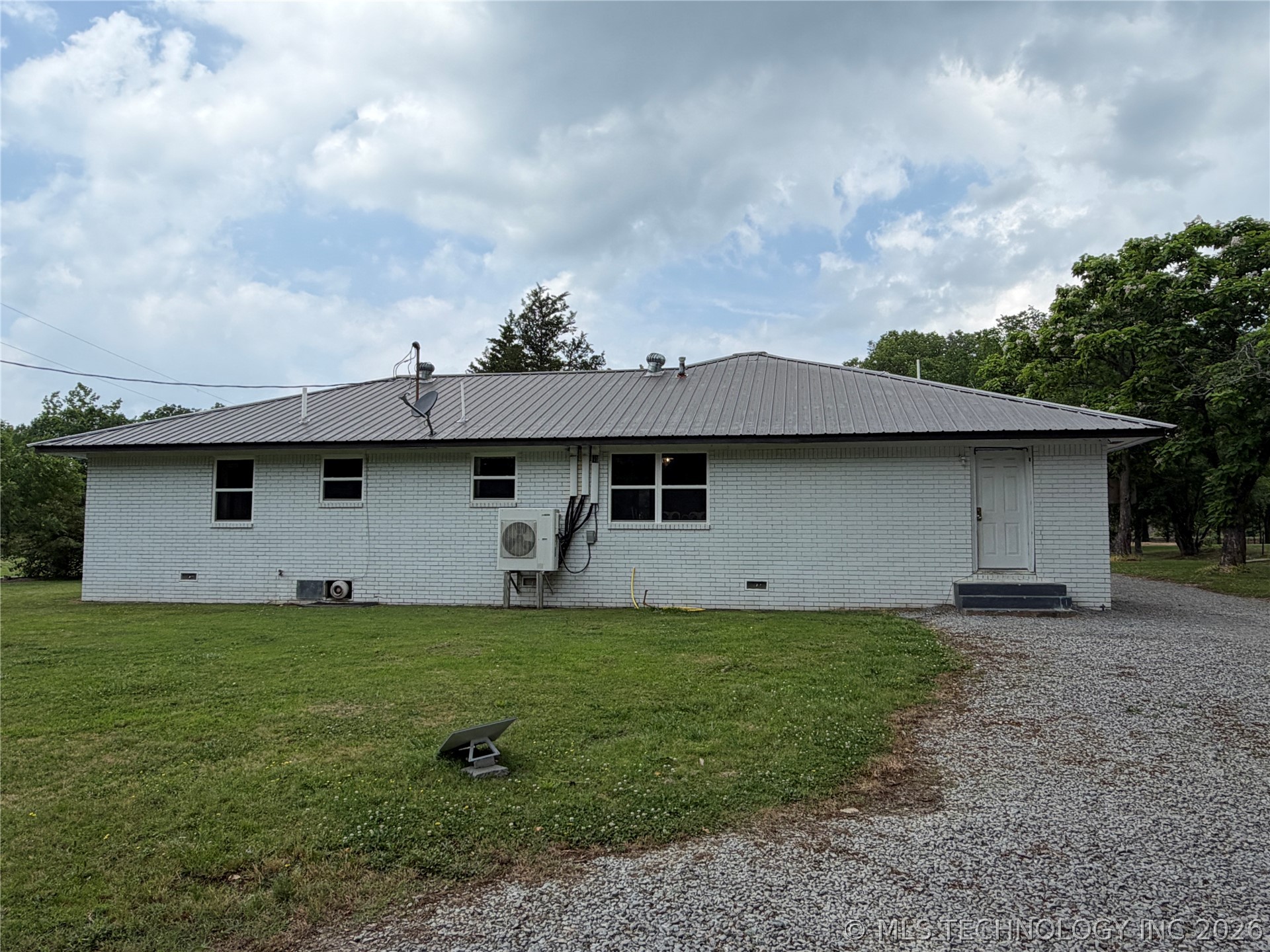 3647 Se State Highway 63 Property Photo 3