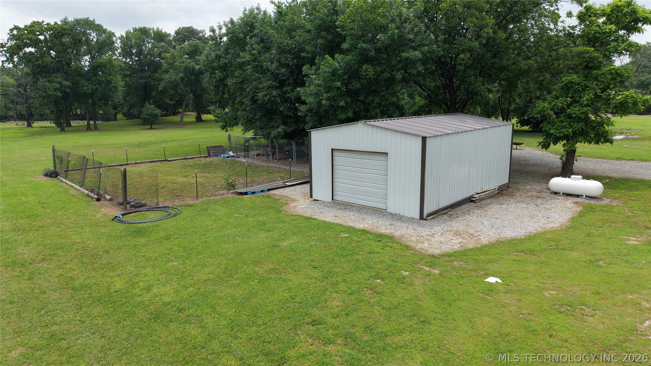 3647 Se State Highway 63 Property Photo 6