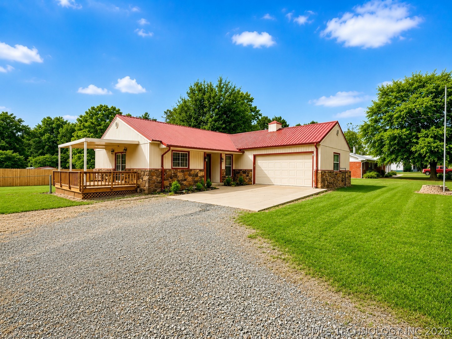 237 Hamilton Road Property Photo 2