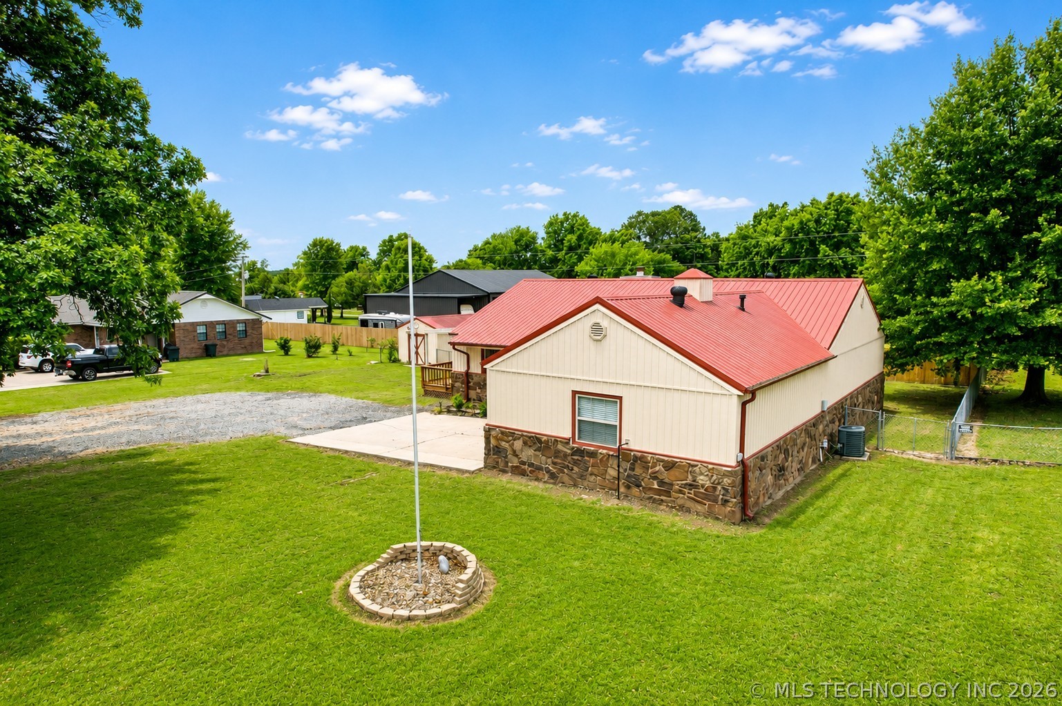 237 Hamilton Road Property Photo 6