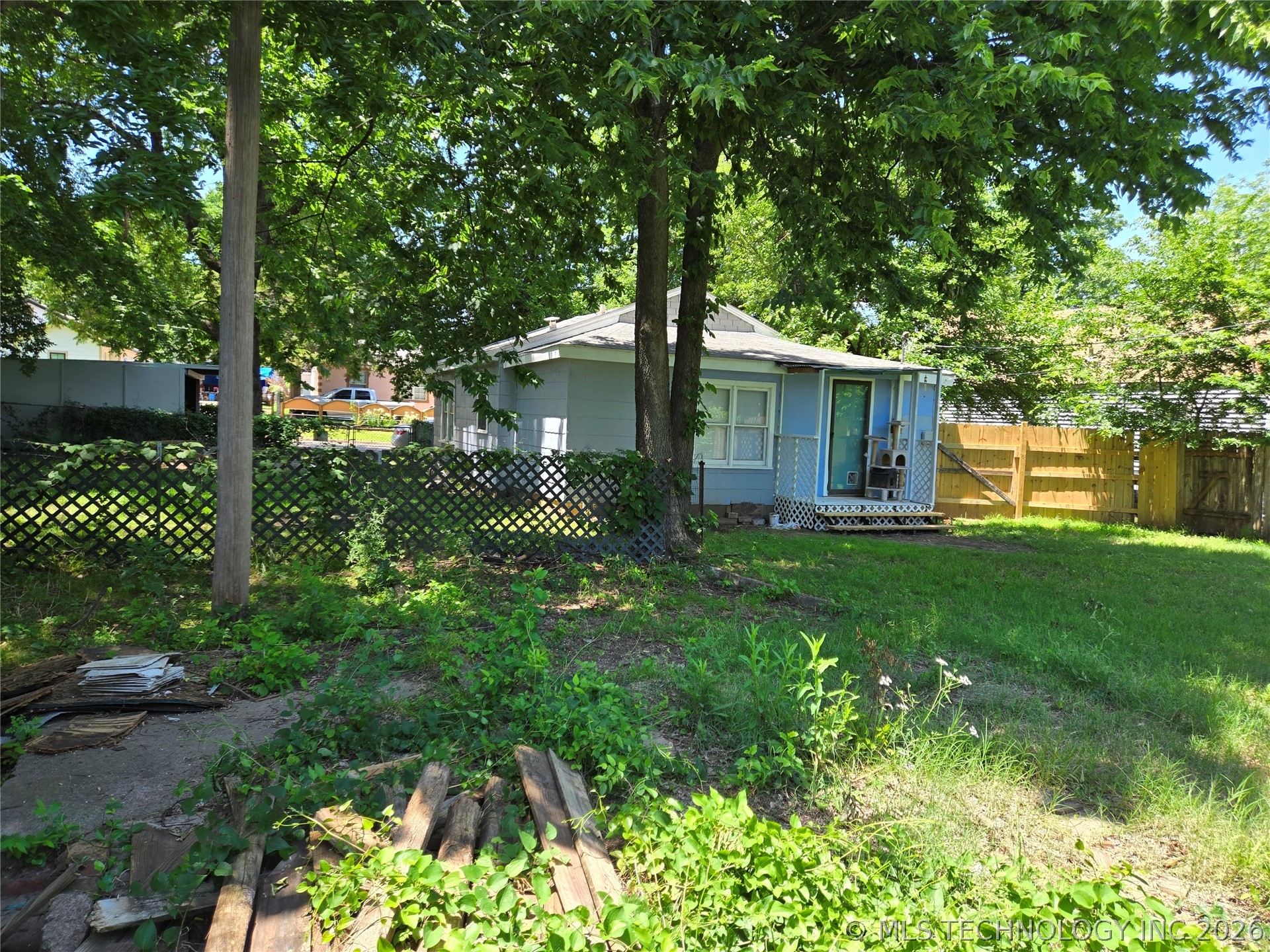 1723 N Atlanta Place Property Photo 17