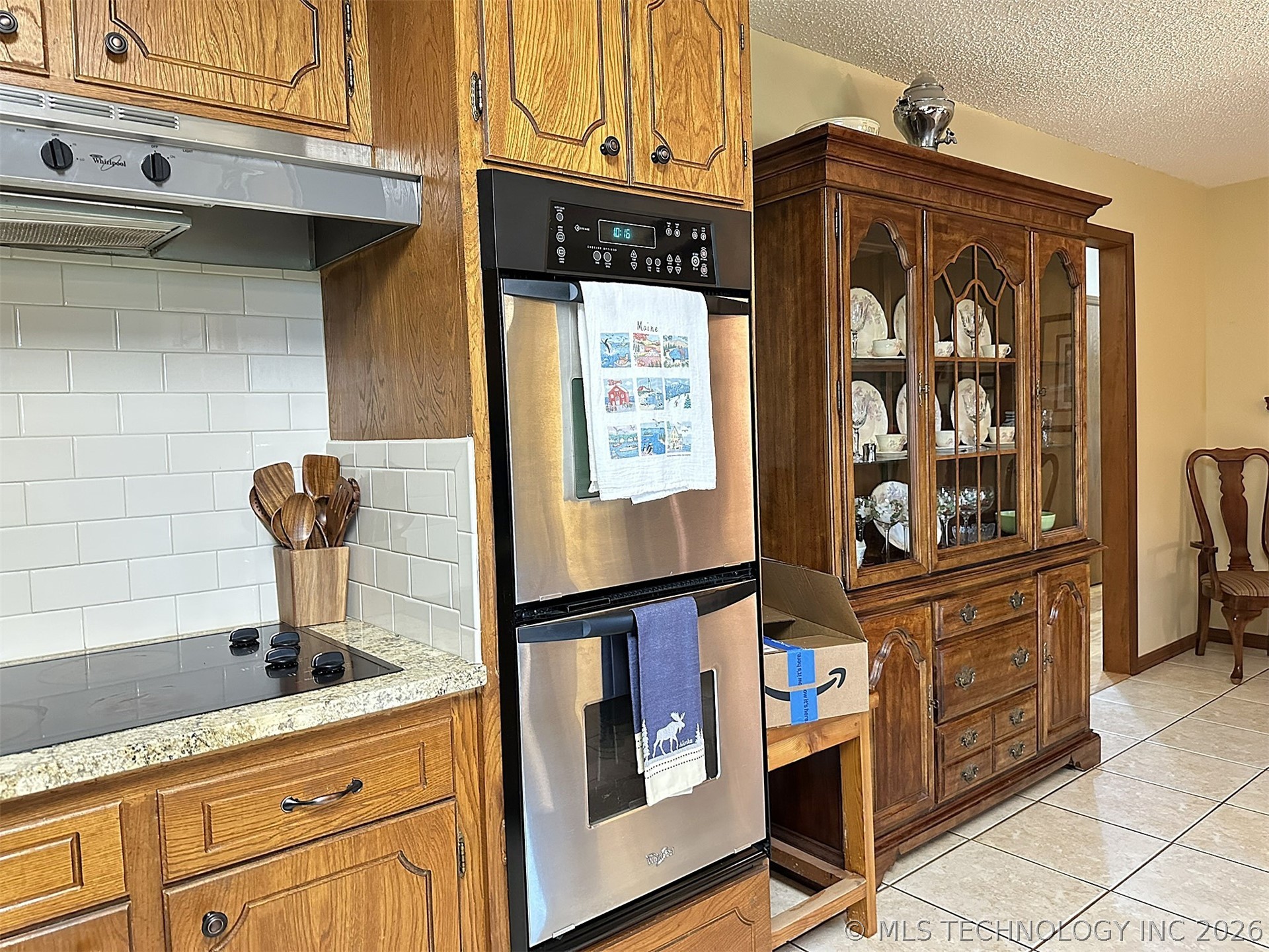 1174 Concord Property Photo 10
