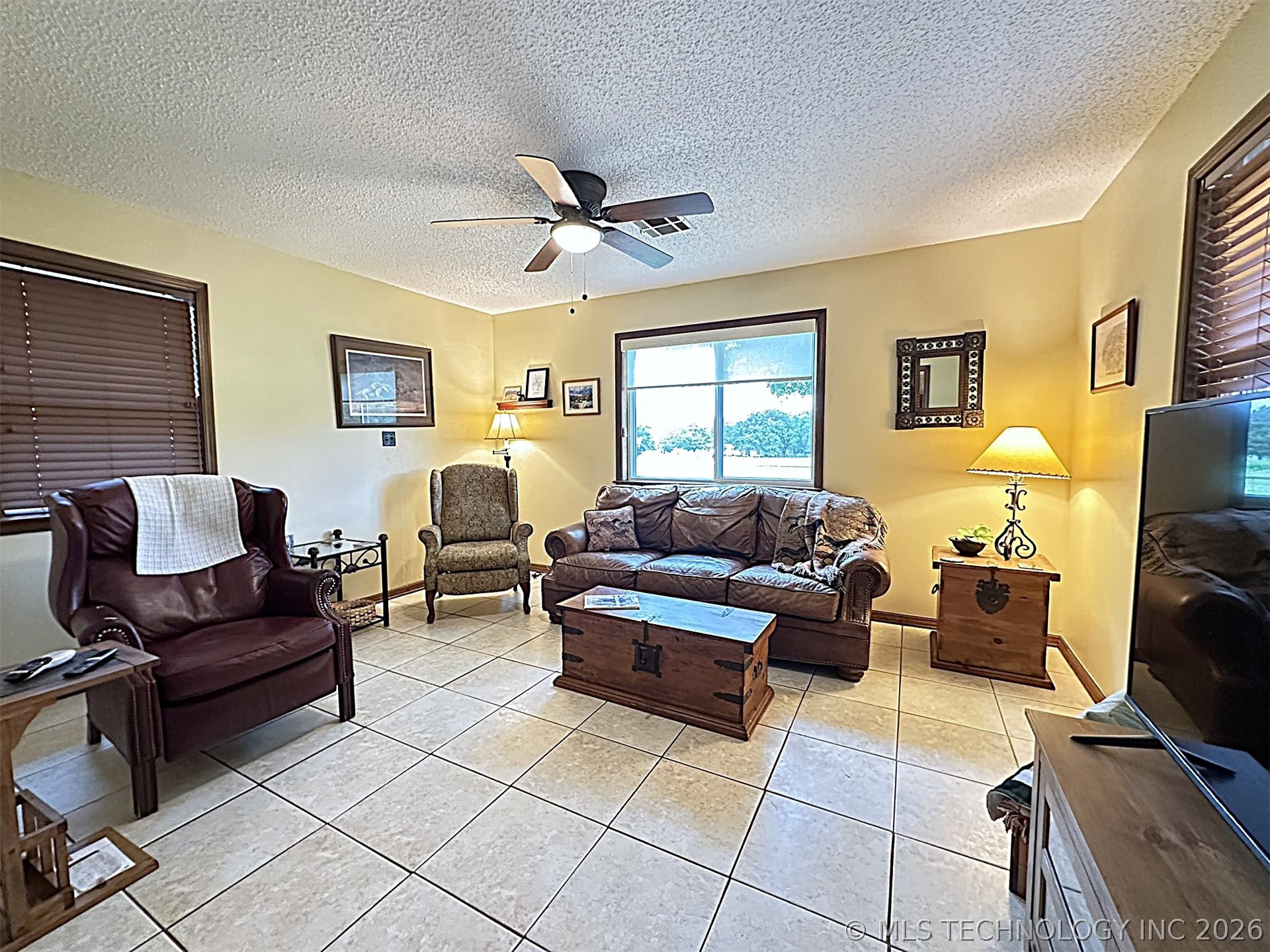 1174 Concord Property Photo 14