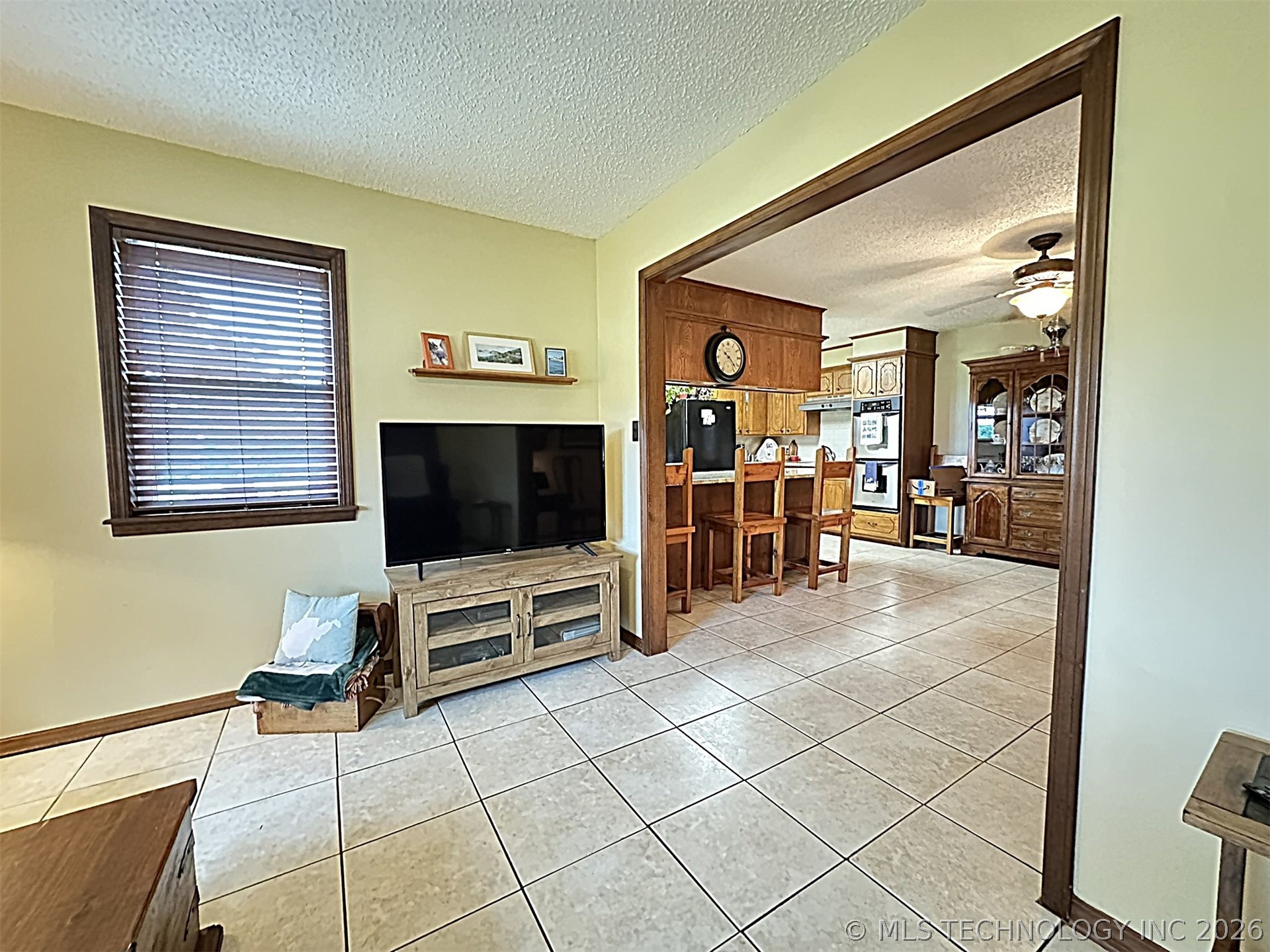 1174 Concord Property Photo 16