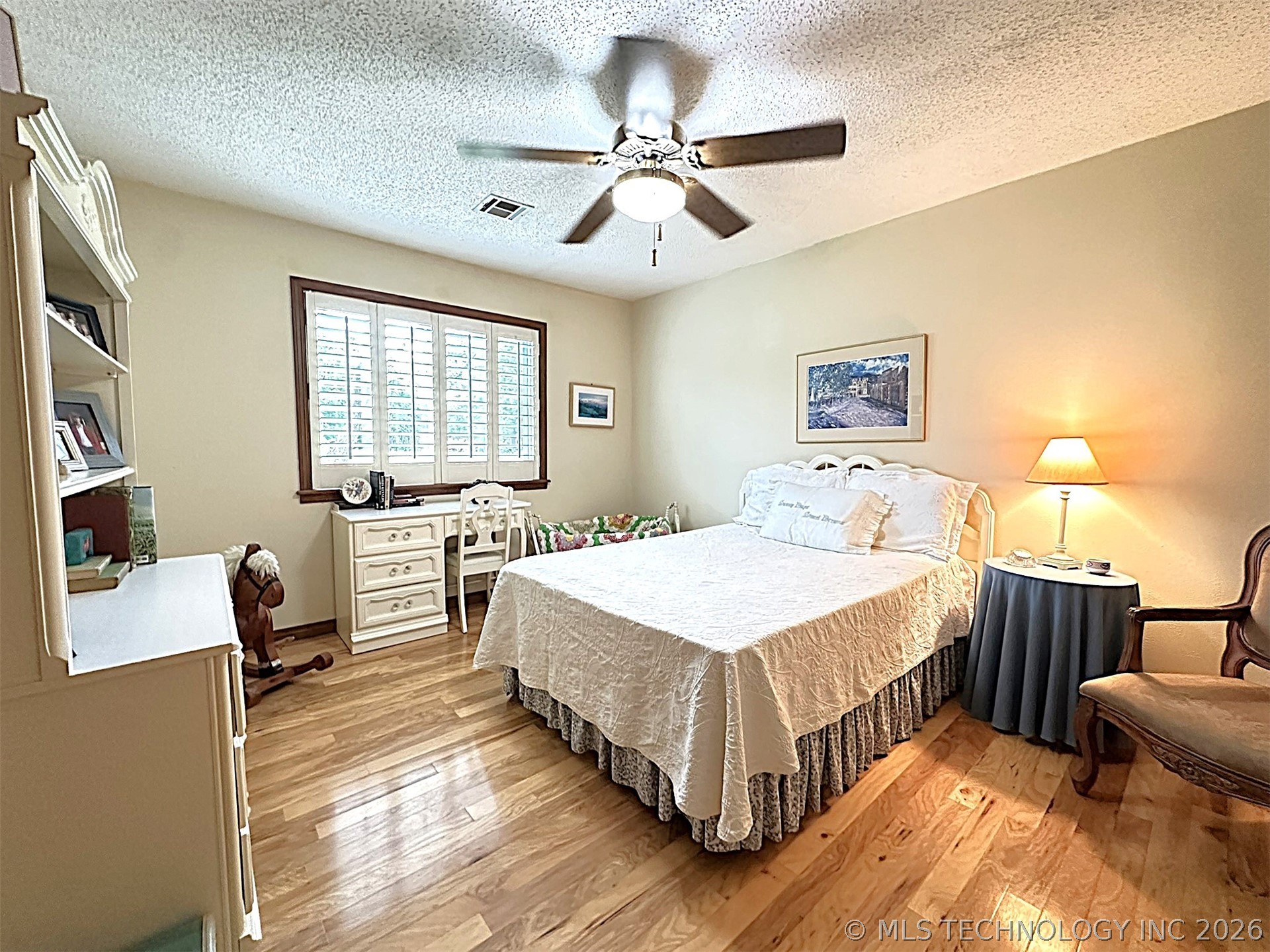1174 Concord Property Photo 17