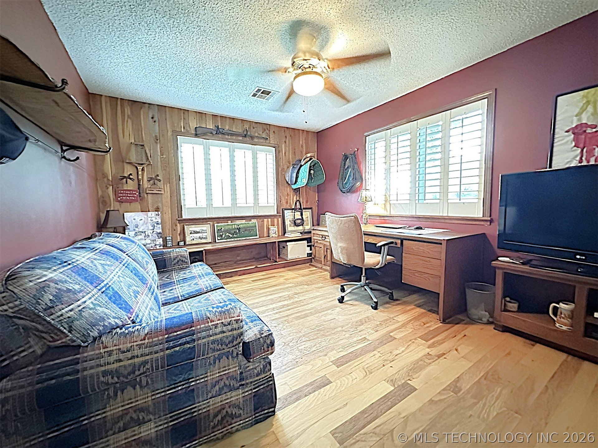 1174 Concord Property Photo 34