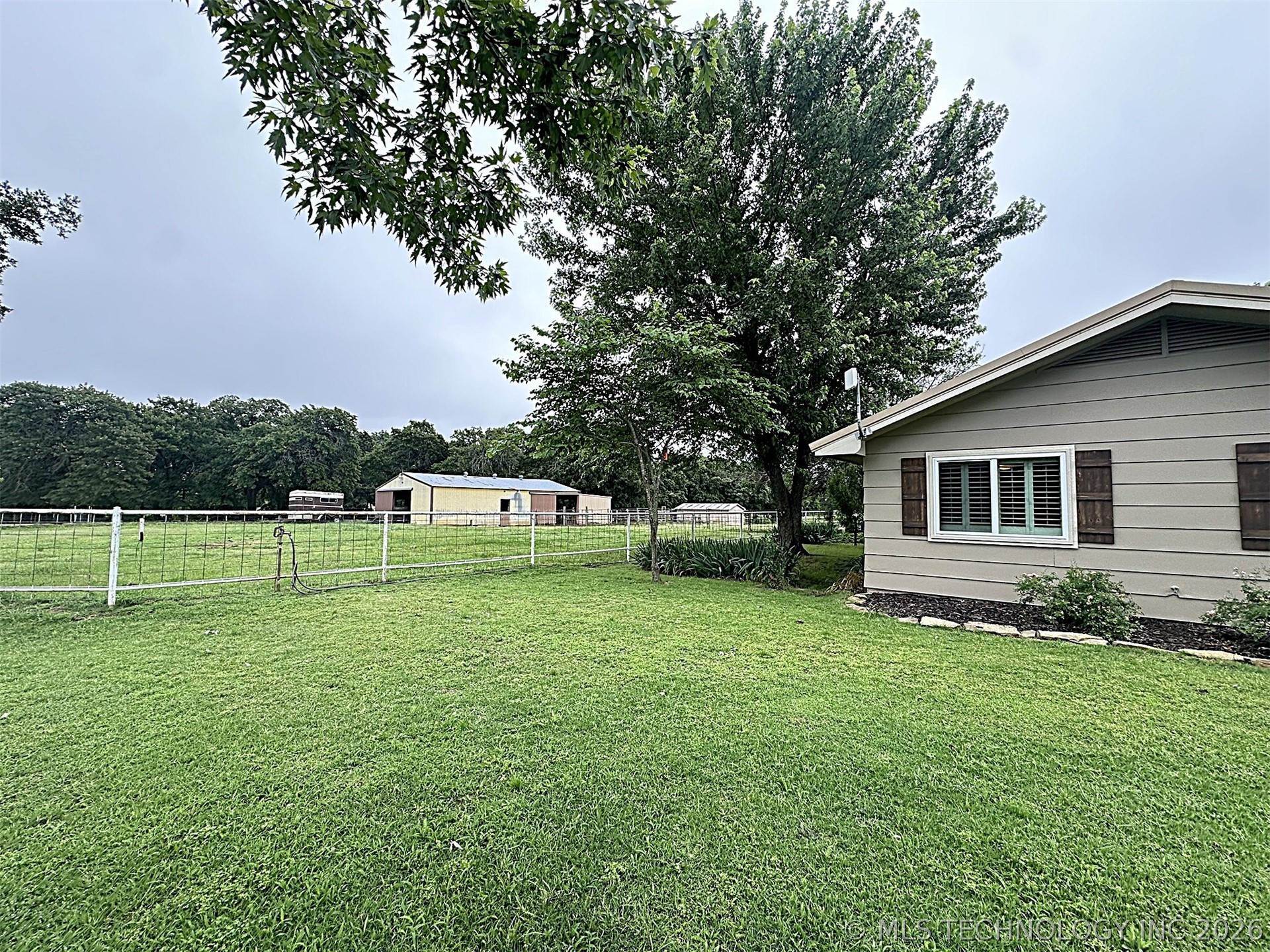1174 Concord Property Photo 66