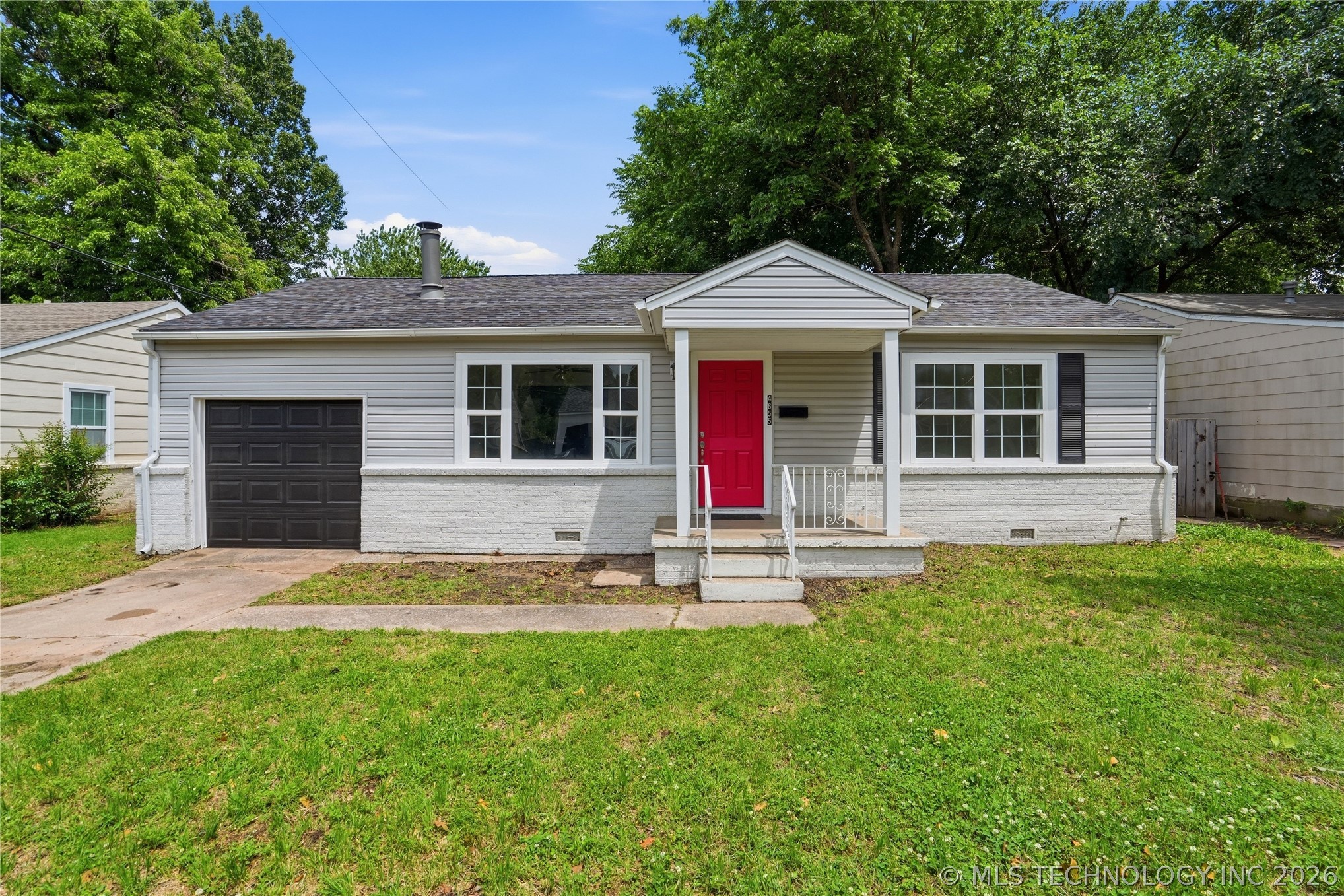 4655 S Trenton Avenue Property Photo 3