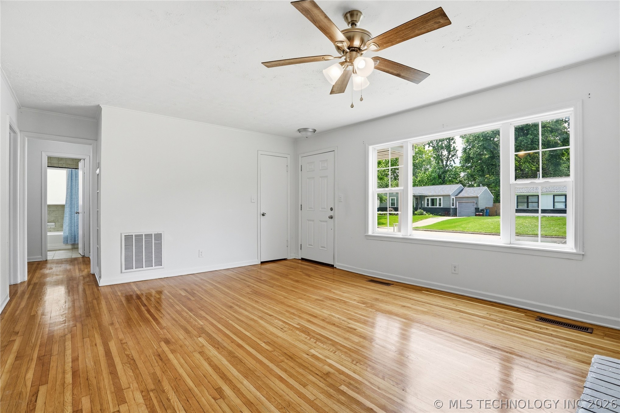 4655 S Trenton Avenue Property Photo 4