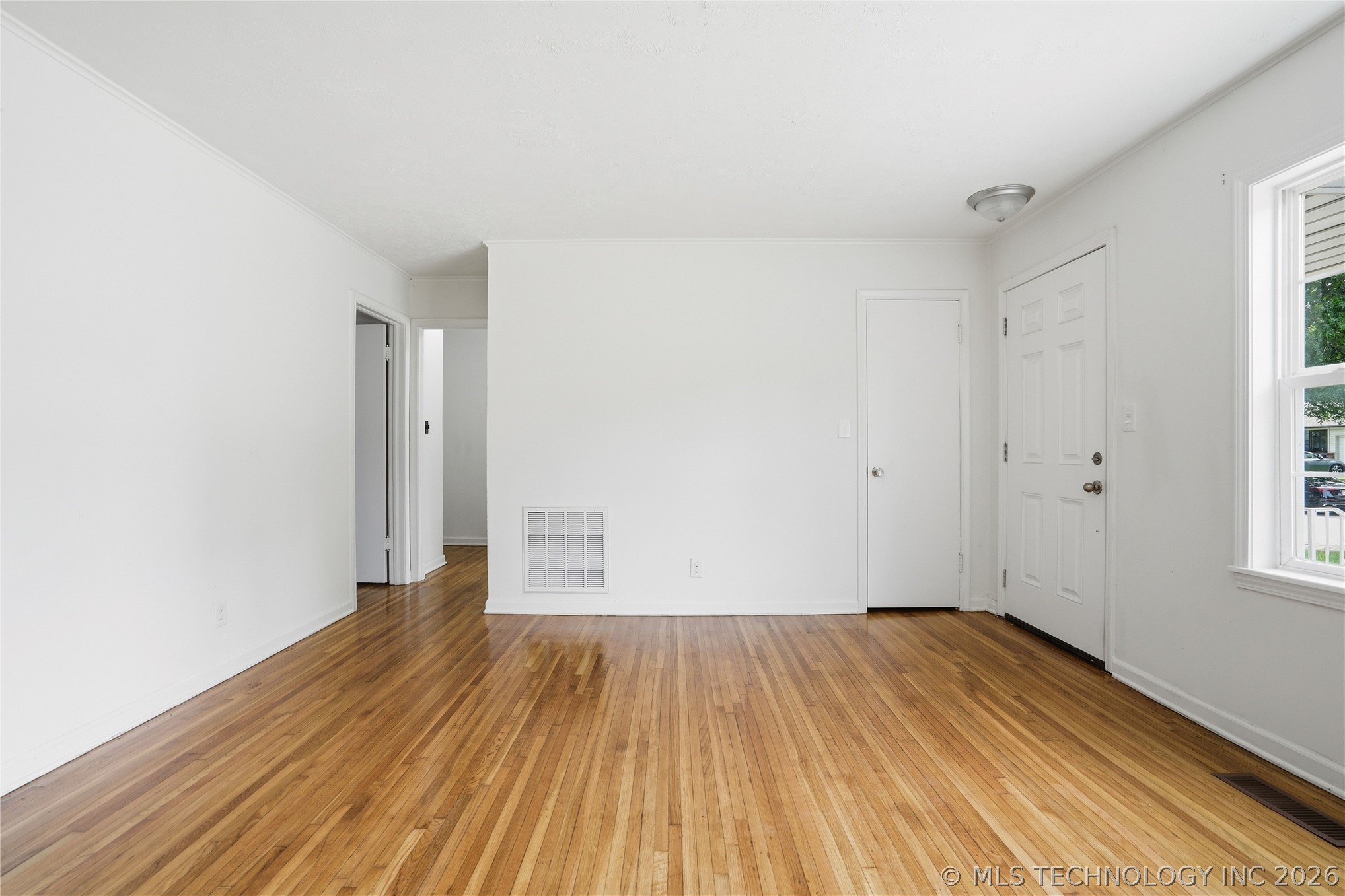 4655 S Trenton Avenue Property Photo 5