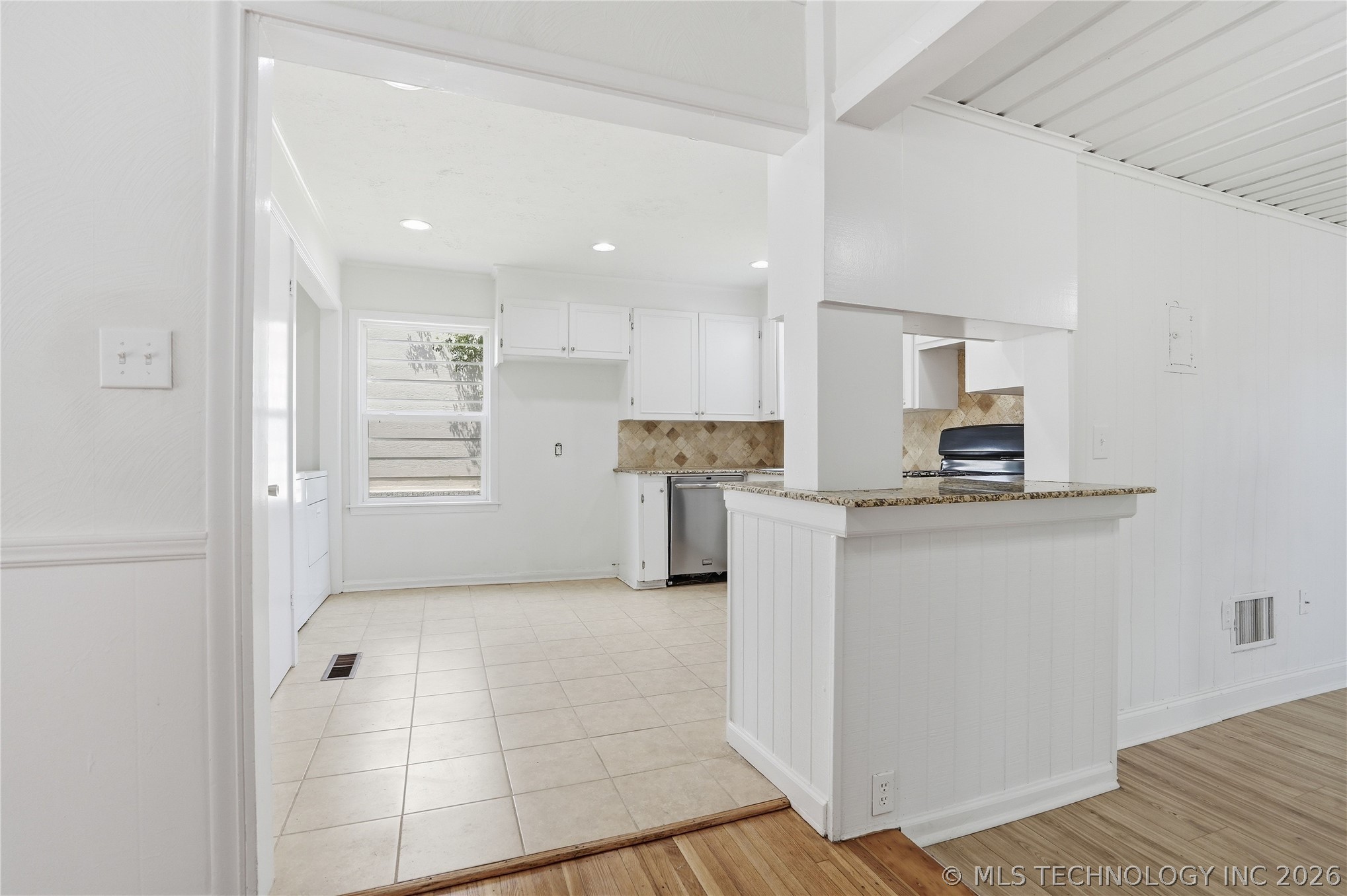 4655 S Trenton Avenue Property Photo 16