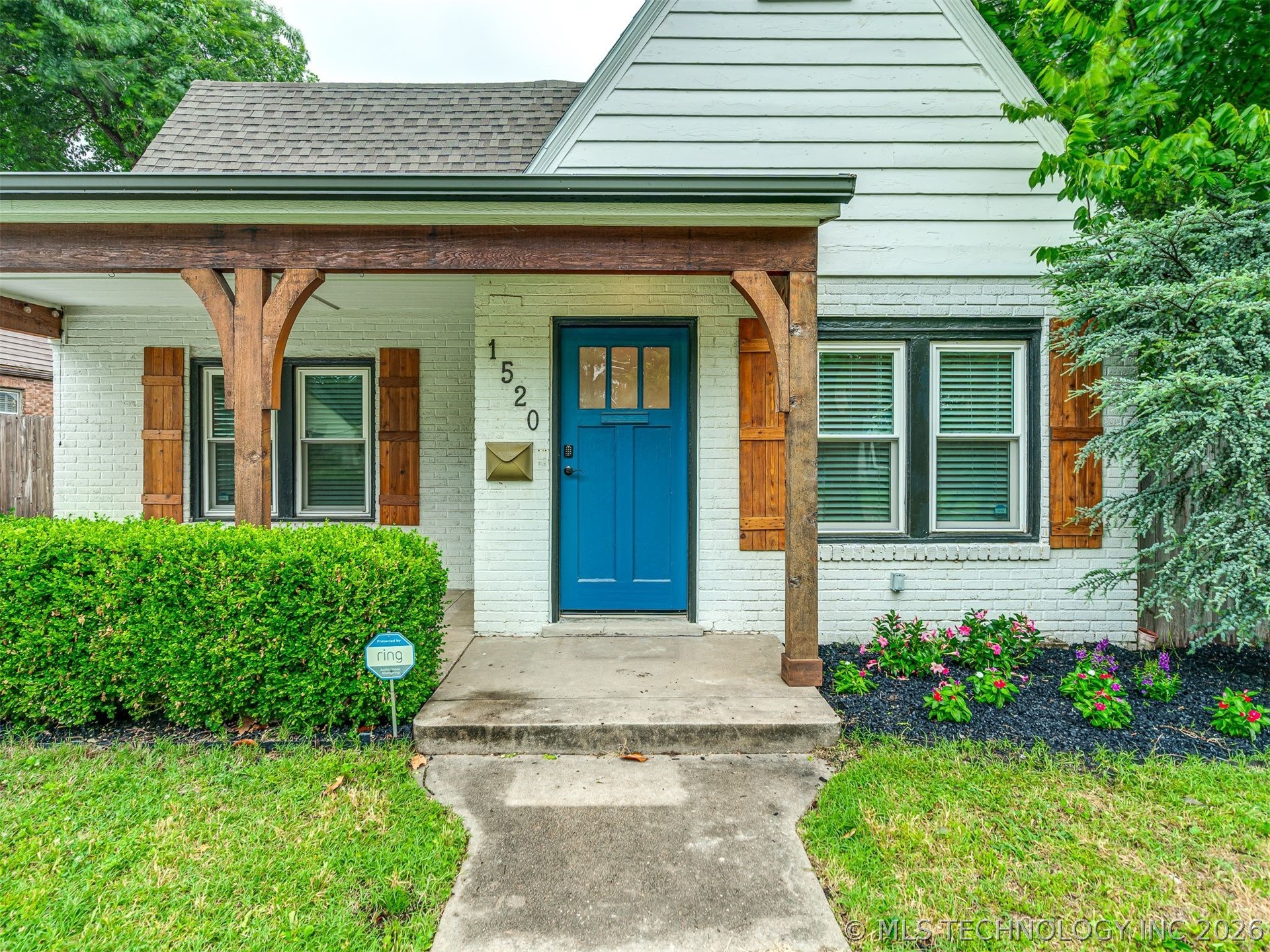 1520 S Gary Avenue Property Photo