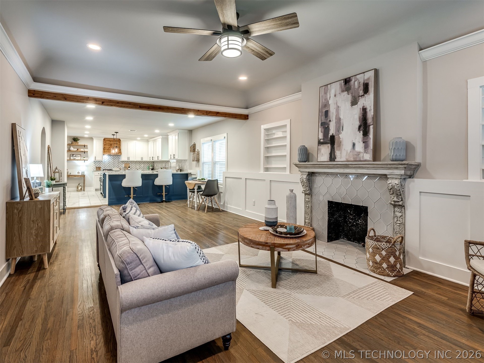 1520 S Gary Avenue Property Photo 2