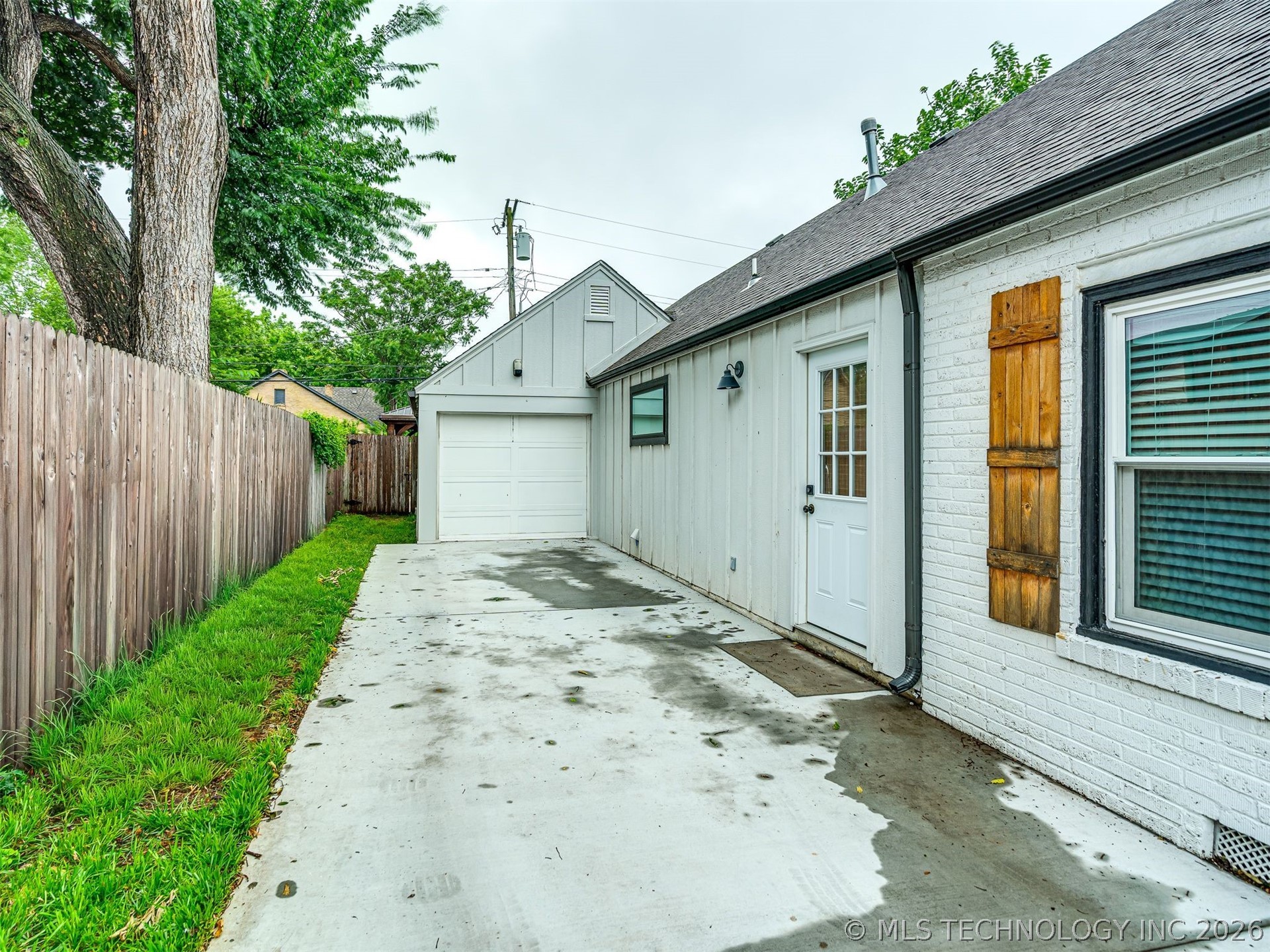 1520 S Gary Avenue Property Photo 9