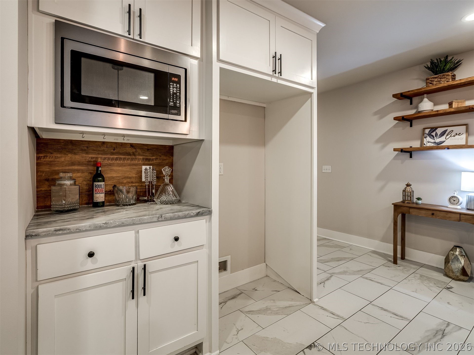 1520 S Gary Avenue Property Photo 24