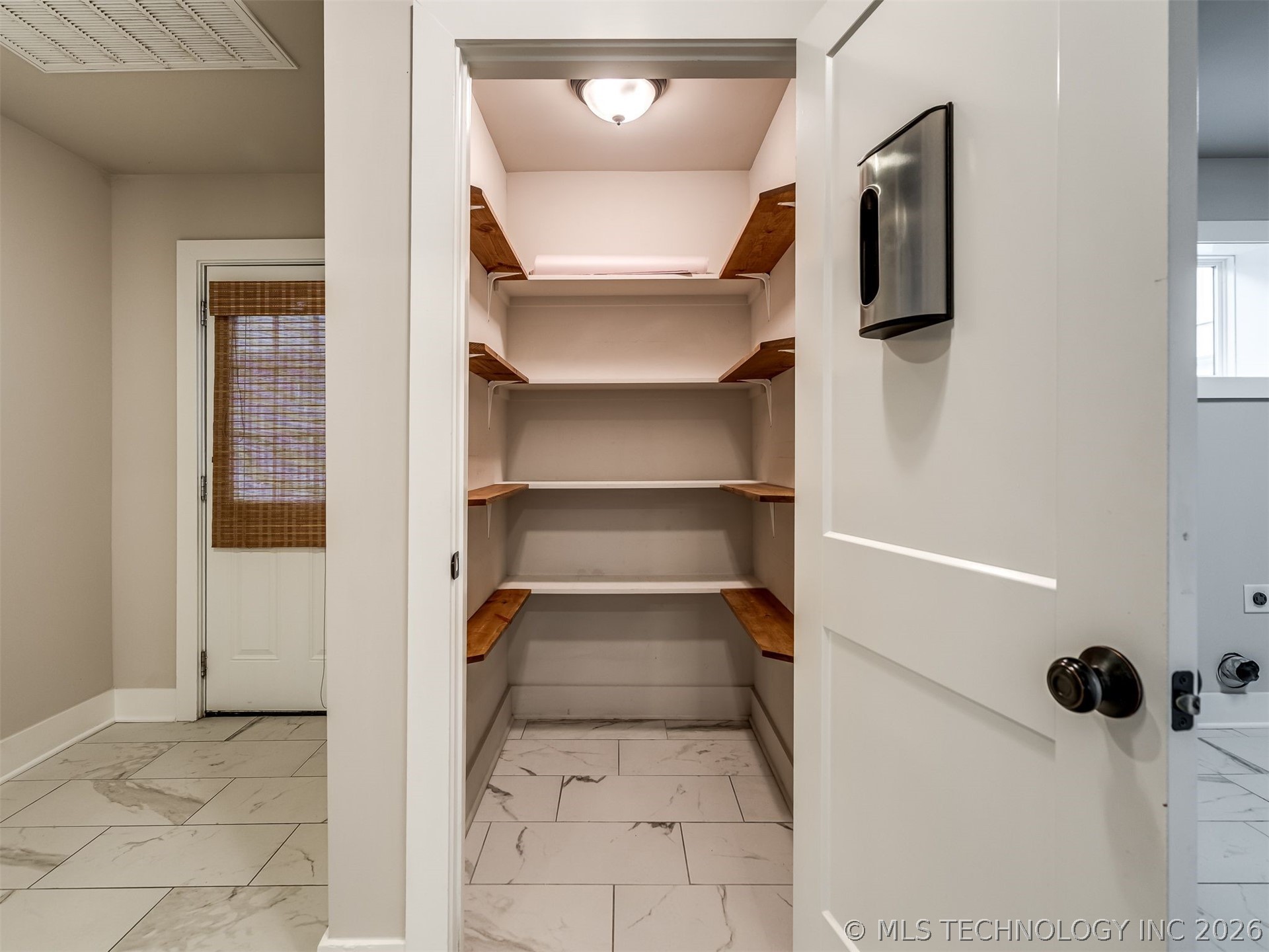 1520 S Gary Avenue Property Photo 27