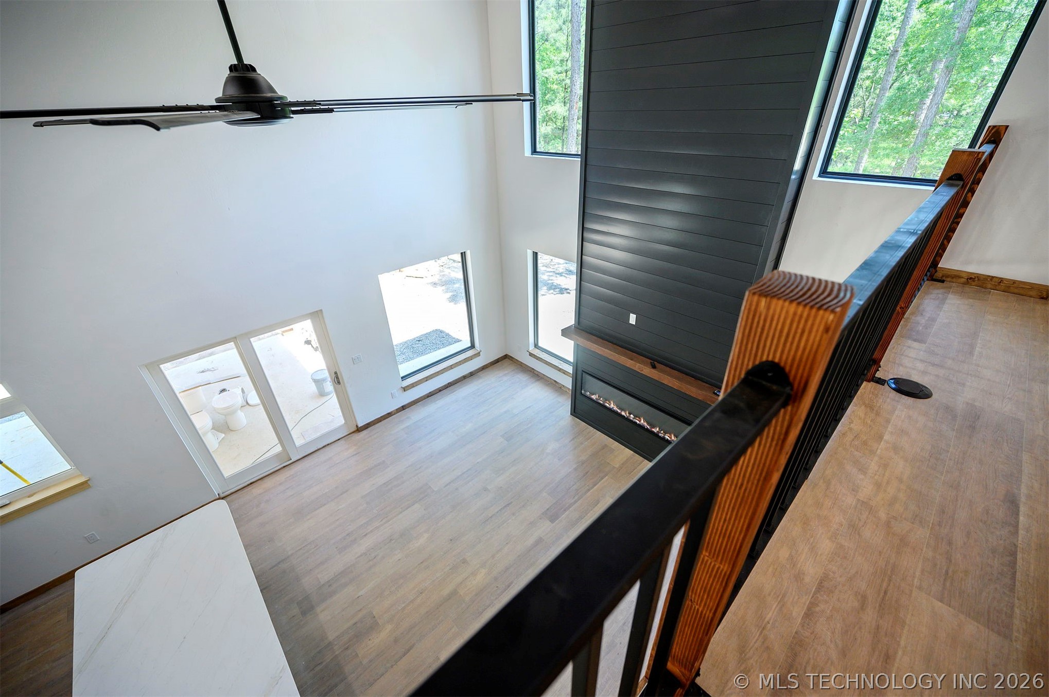 269 Springwood Trail Property Photo 13
