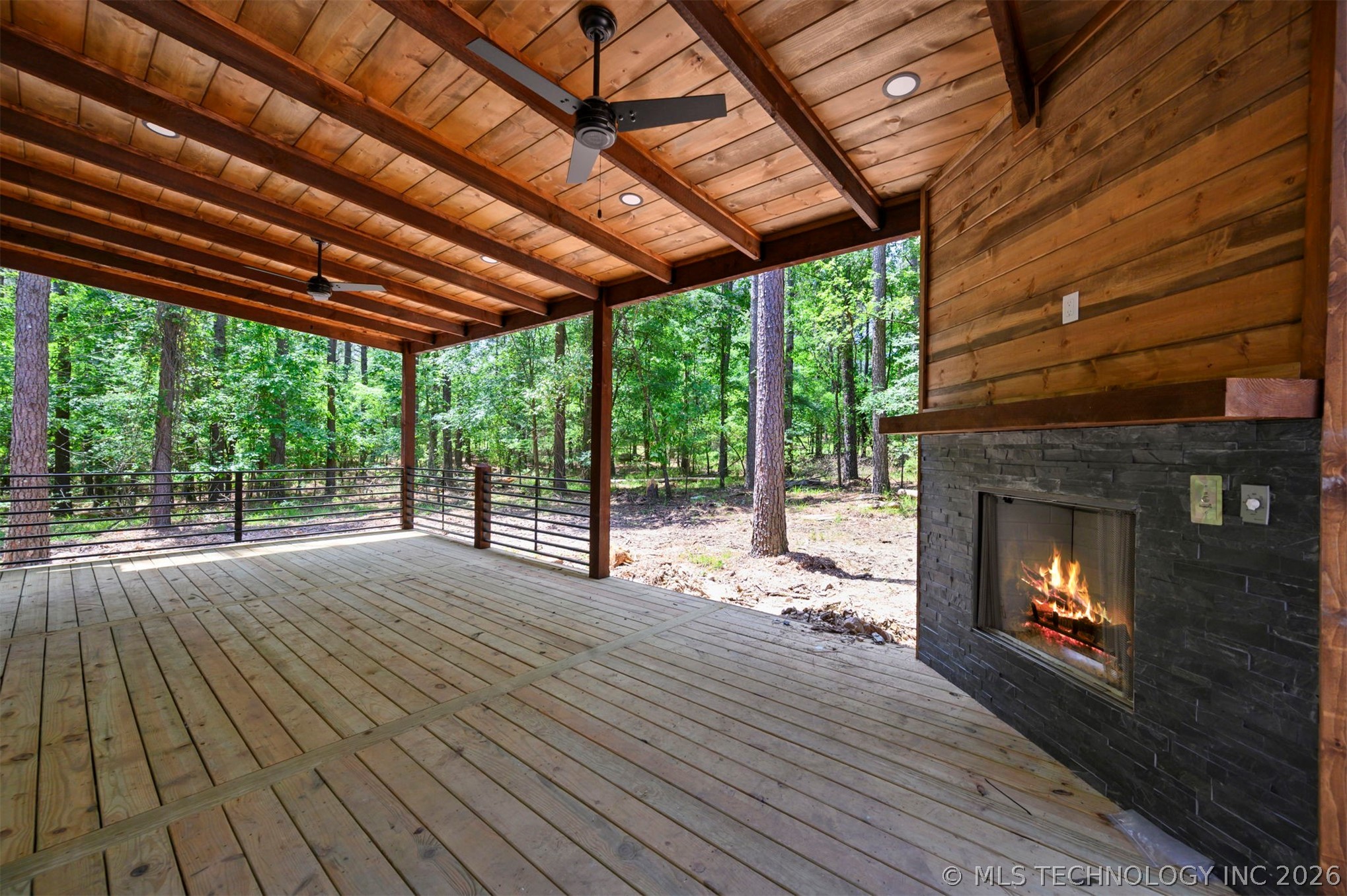 269 Springwood Trail Property Photo 16