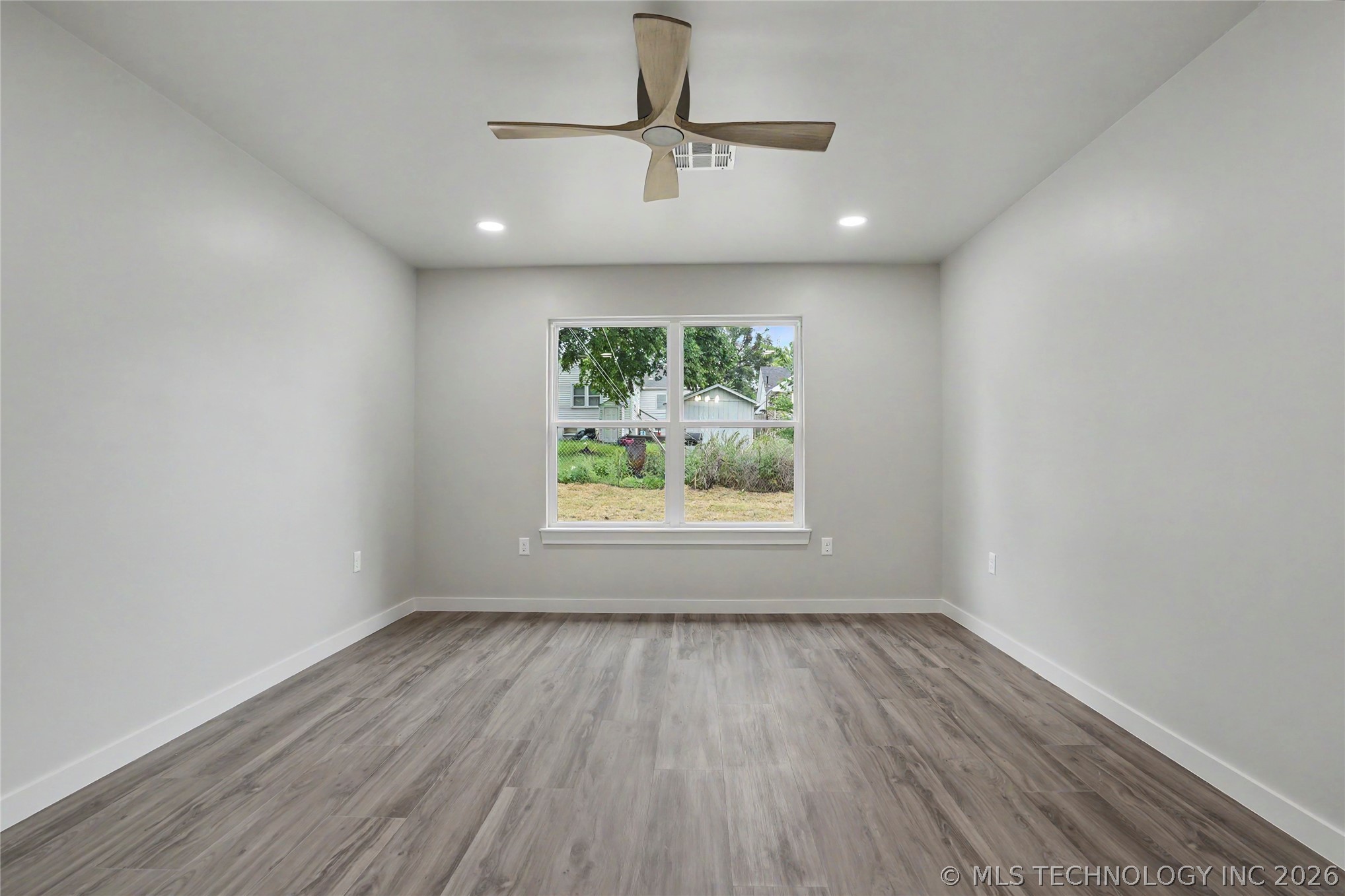 1337 E Hobson Avenue Property Photo 15