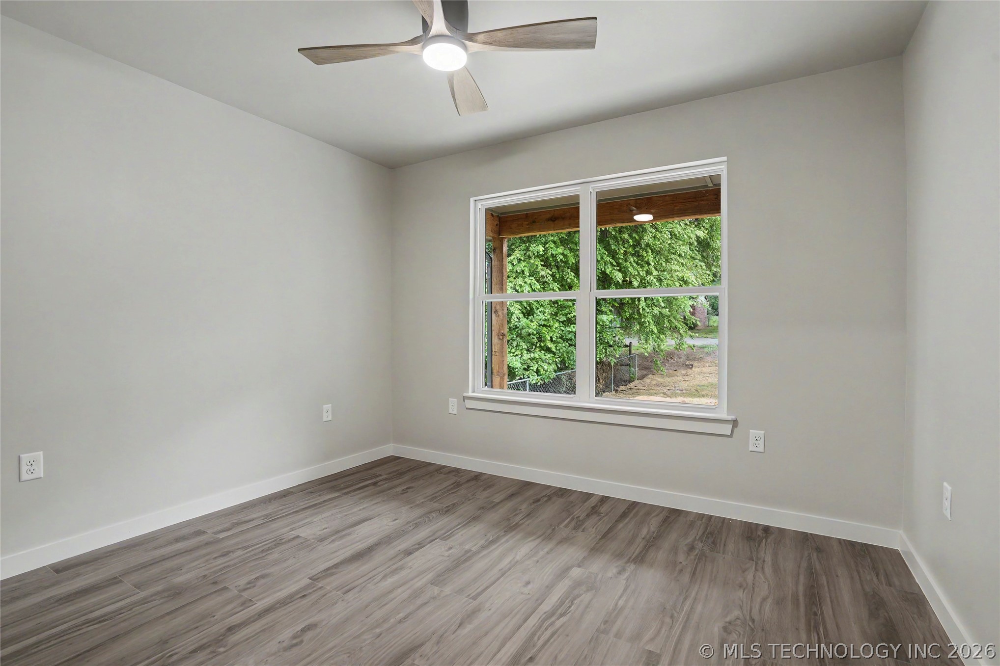1337 E Hobson Avenue Property Photo 17