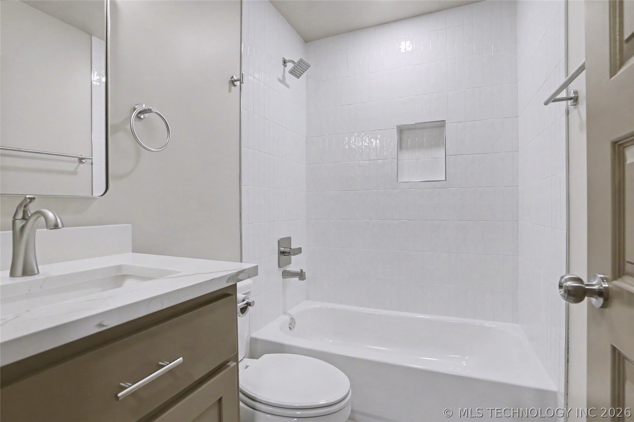 1337 E Hobson Avenue Property Photo 19