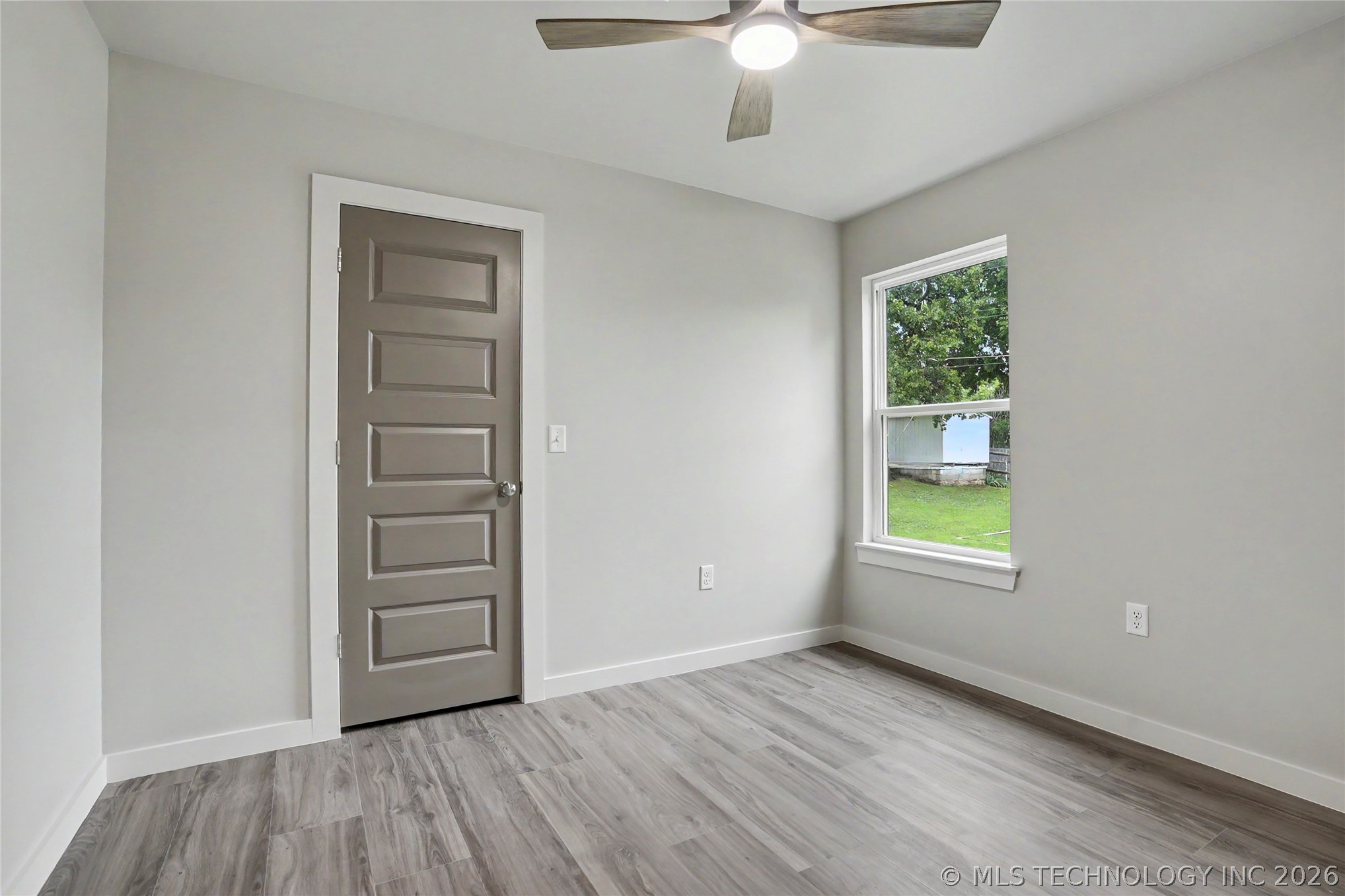 1337 E Hobson Avenue Property Photo 20