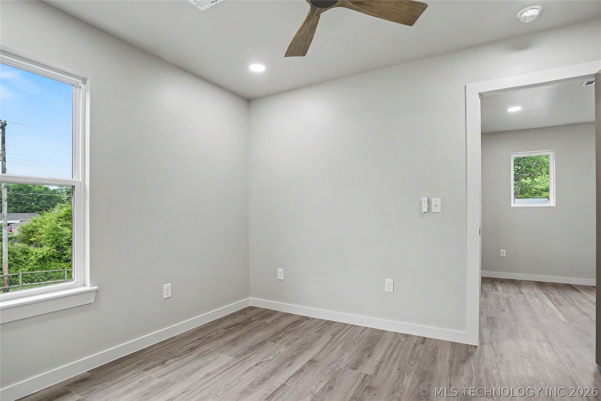1337 E Hobson Avenue Property Photo 21