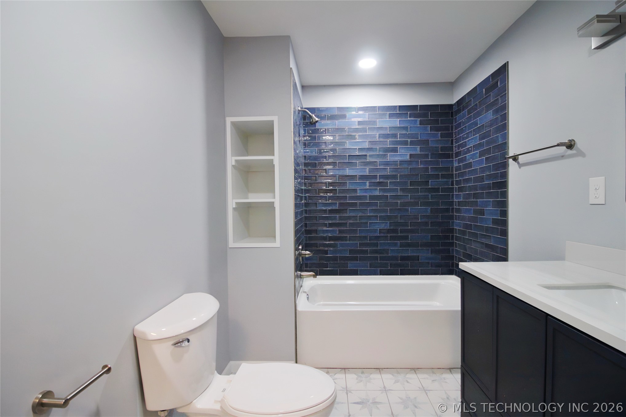 27197 Maiden Lane Property Photo 15
