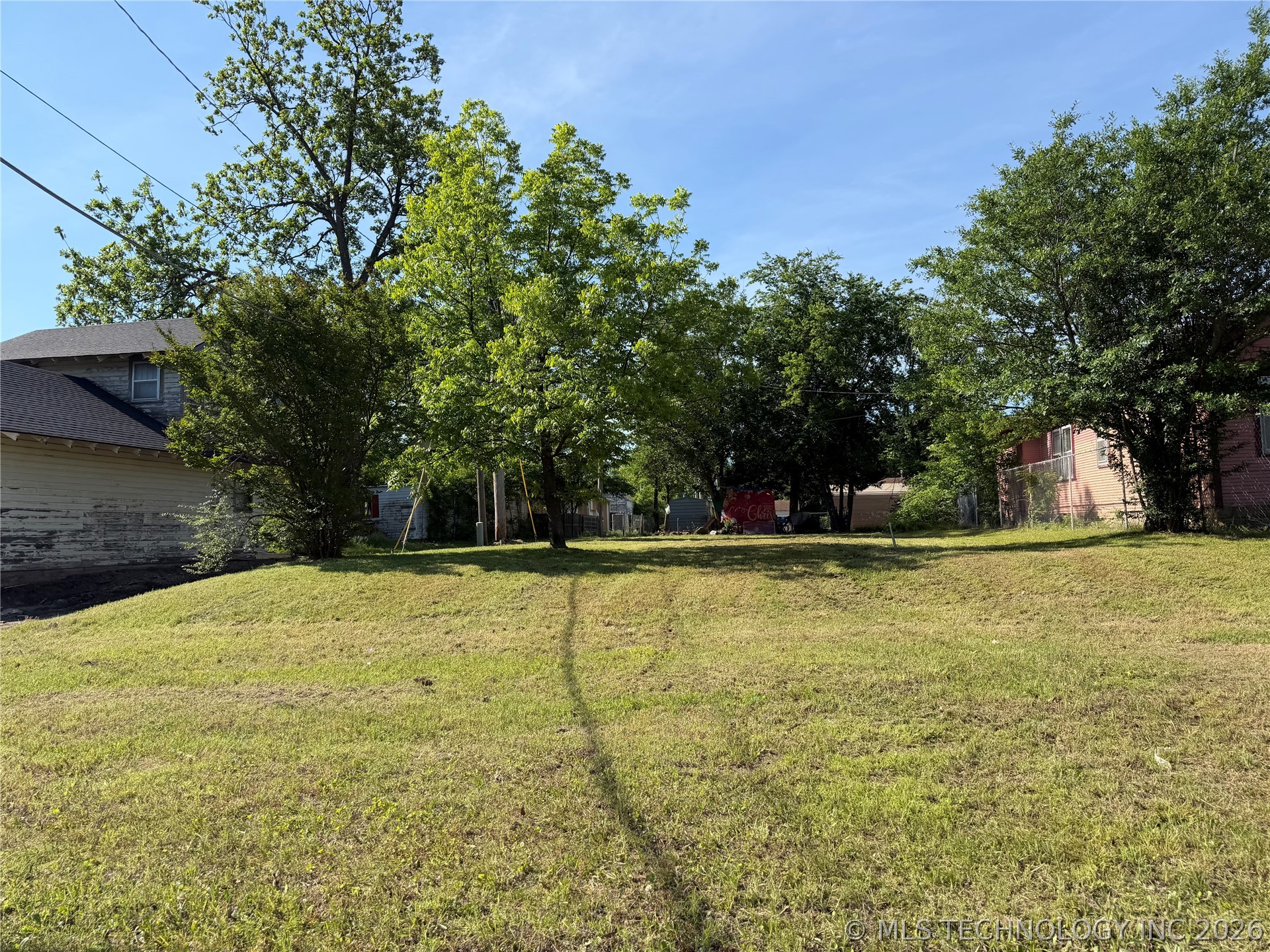 414 W 9th Street Property Photo 1