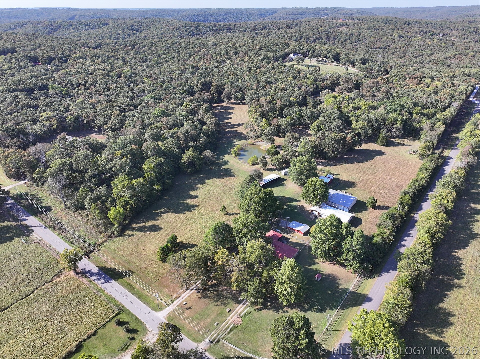 452961 E 1030 Road Property Photo 3