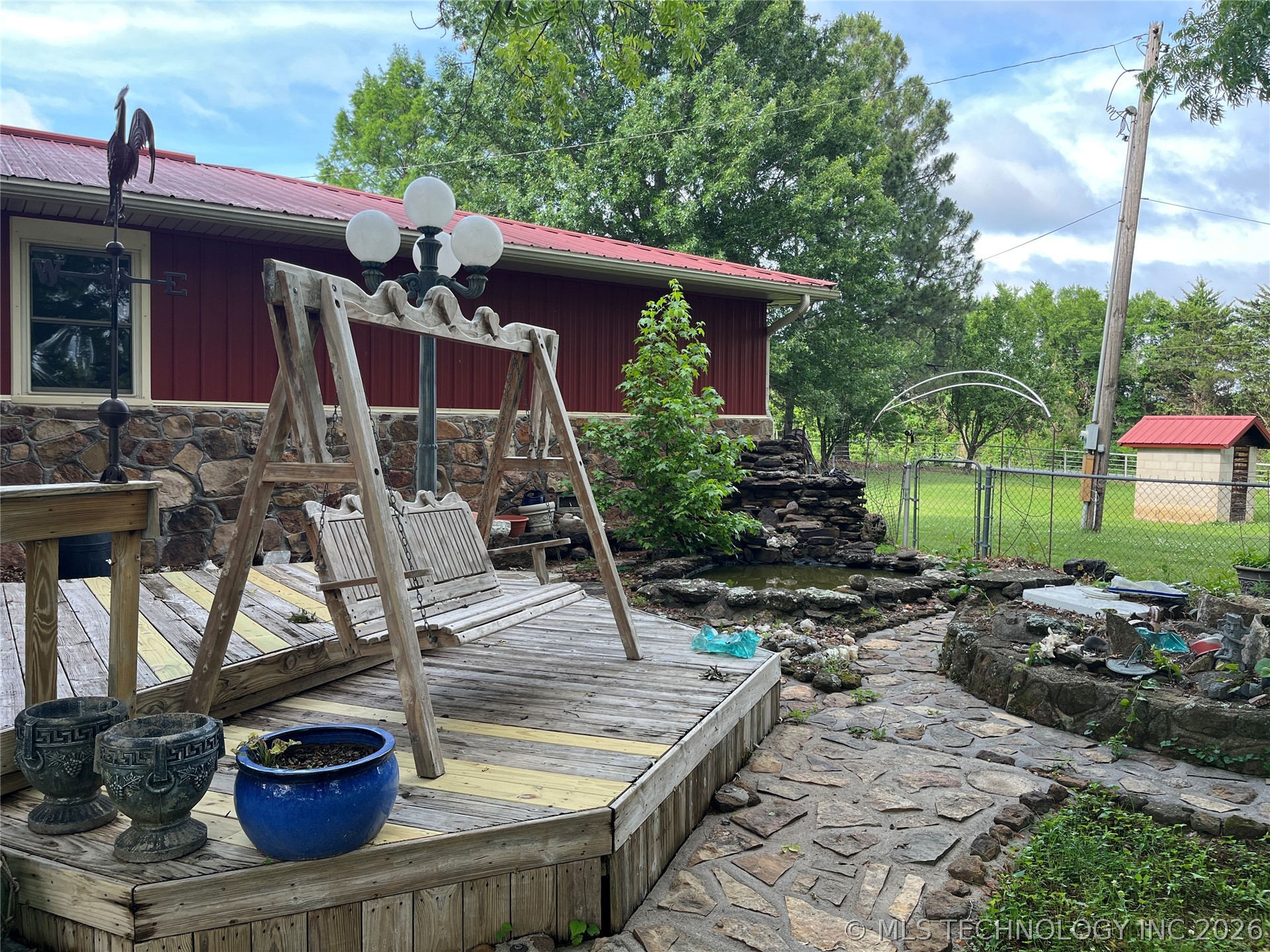 452961 E 1030 Road Property Photo 4