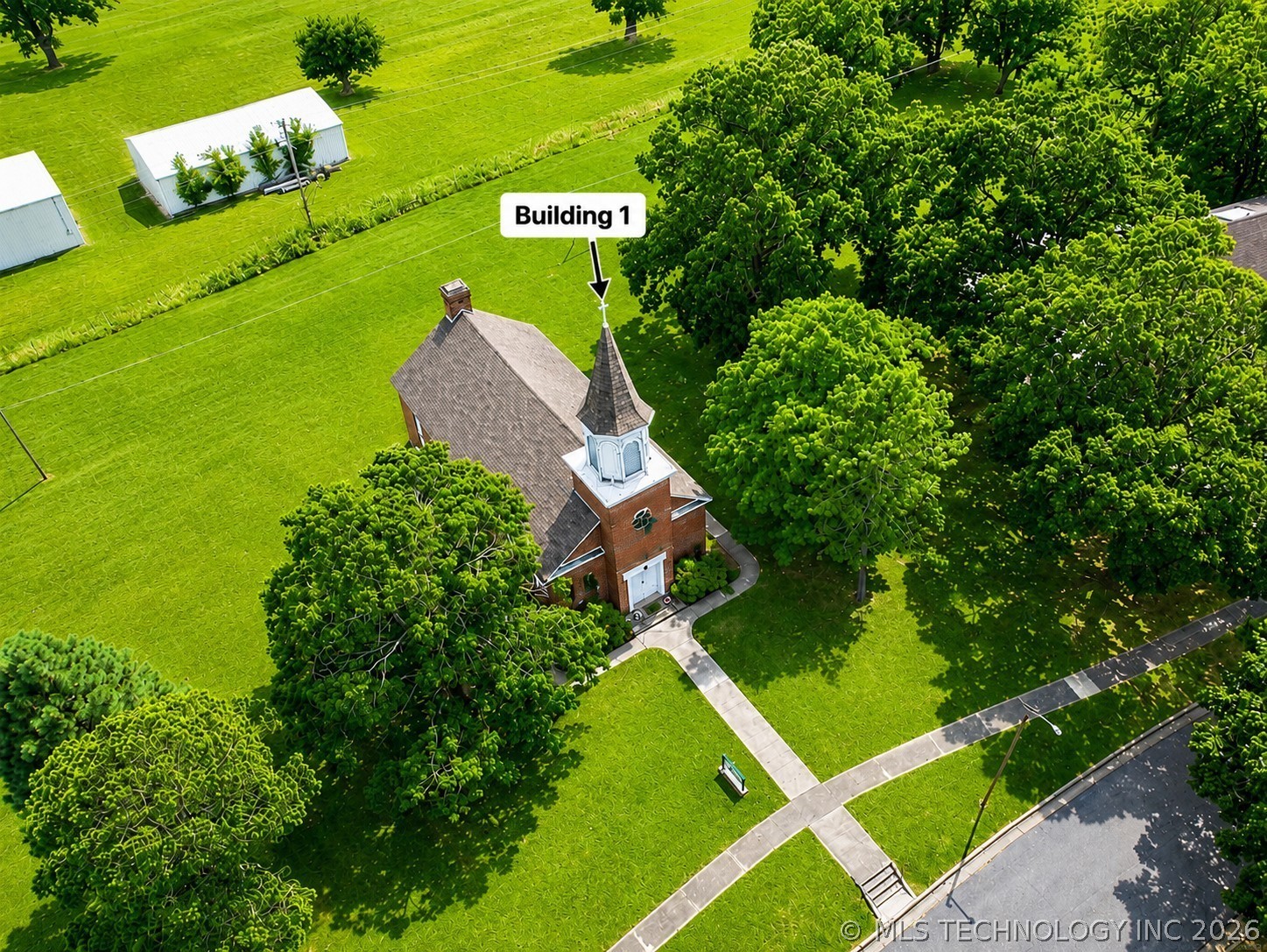 7 Mathis Park Drive Property Photo 8