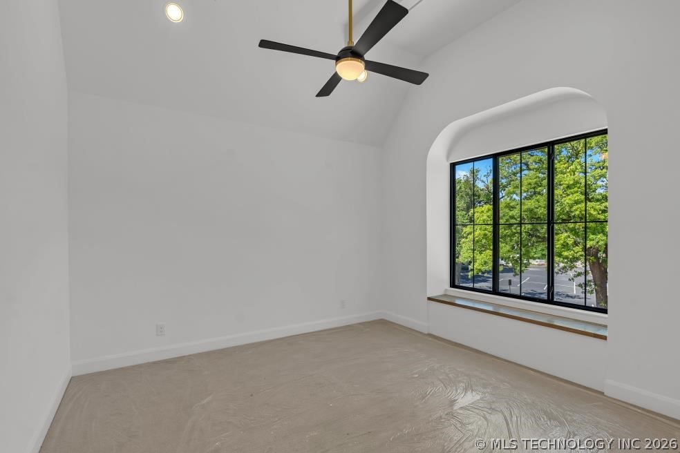 1226 E 30th Street Property Photo 76