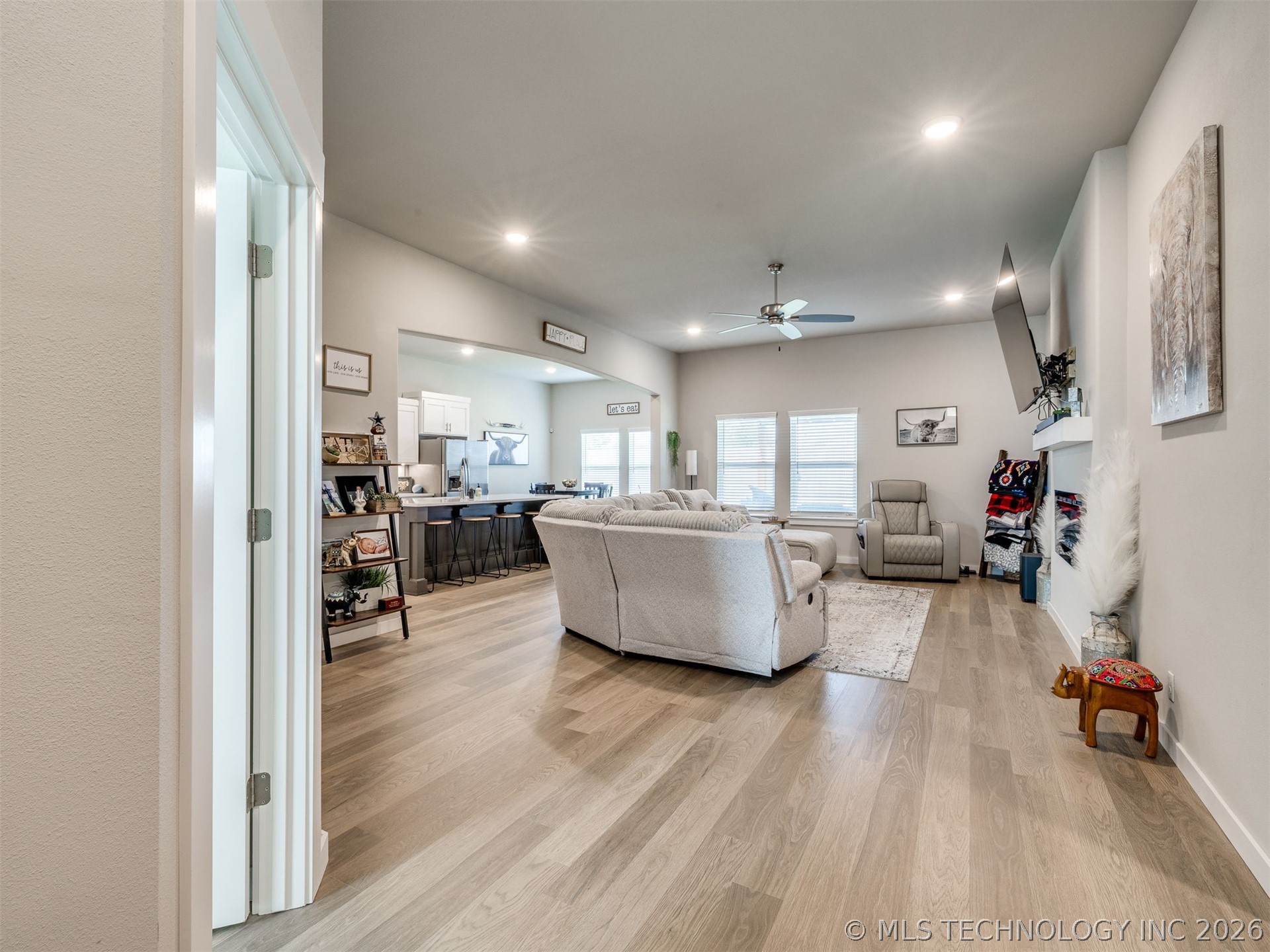 14956 S Oak Street Property Photo 28