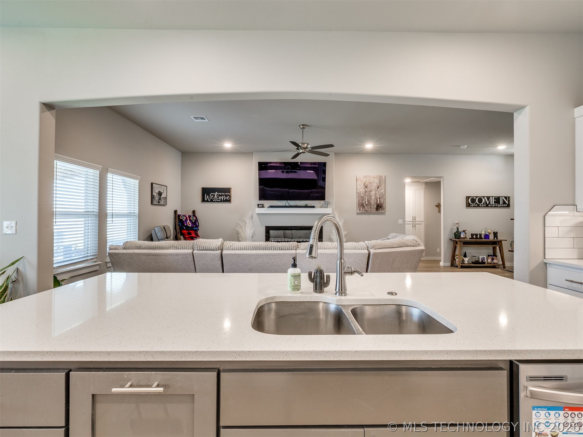 14956 S Oak Street Property Photo 44