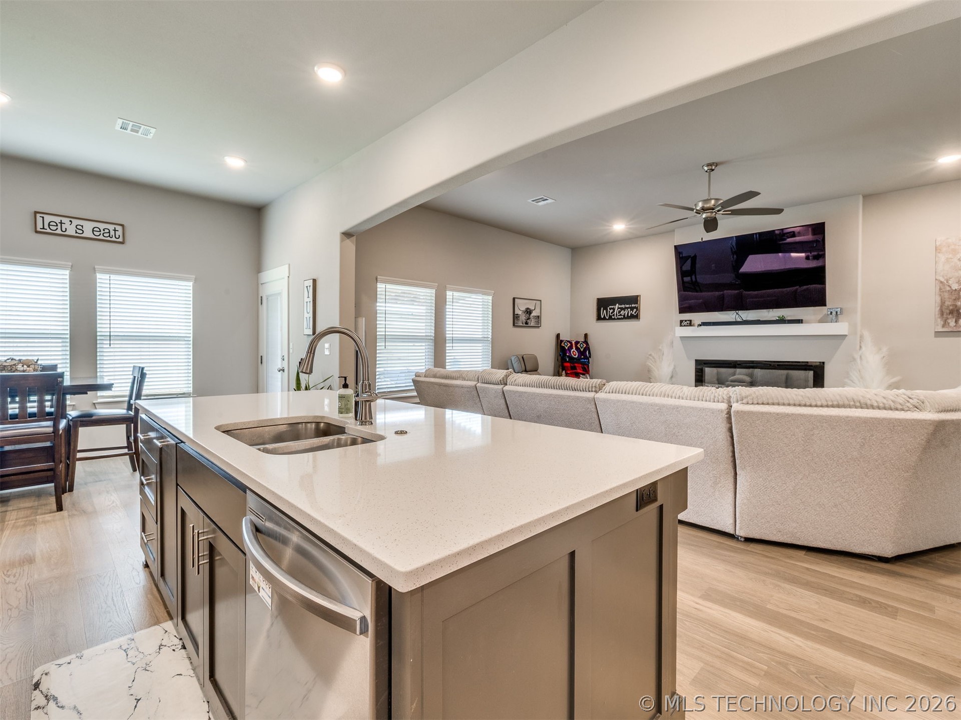 14956 S Oak Street Property Photo 49