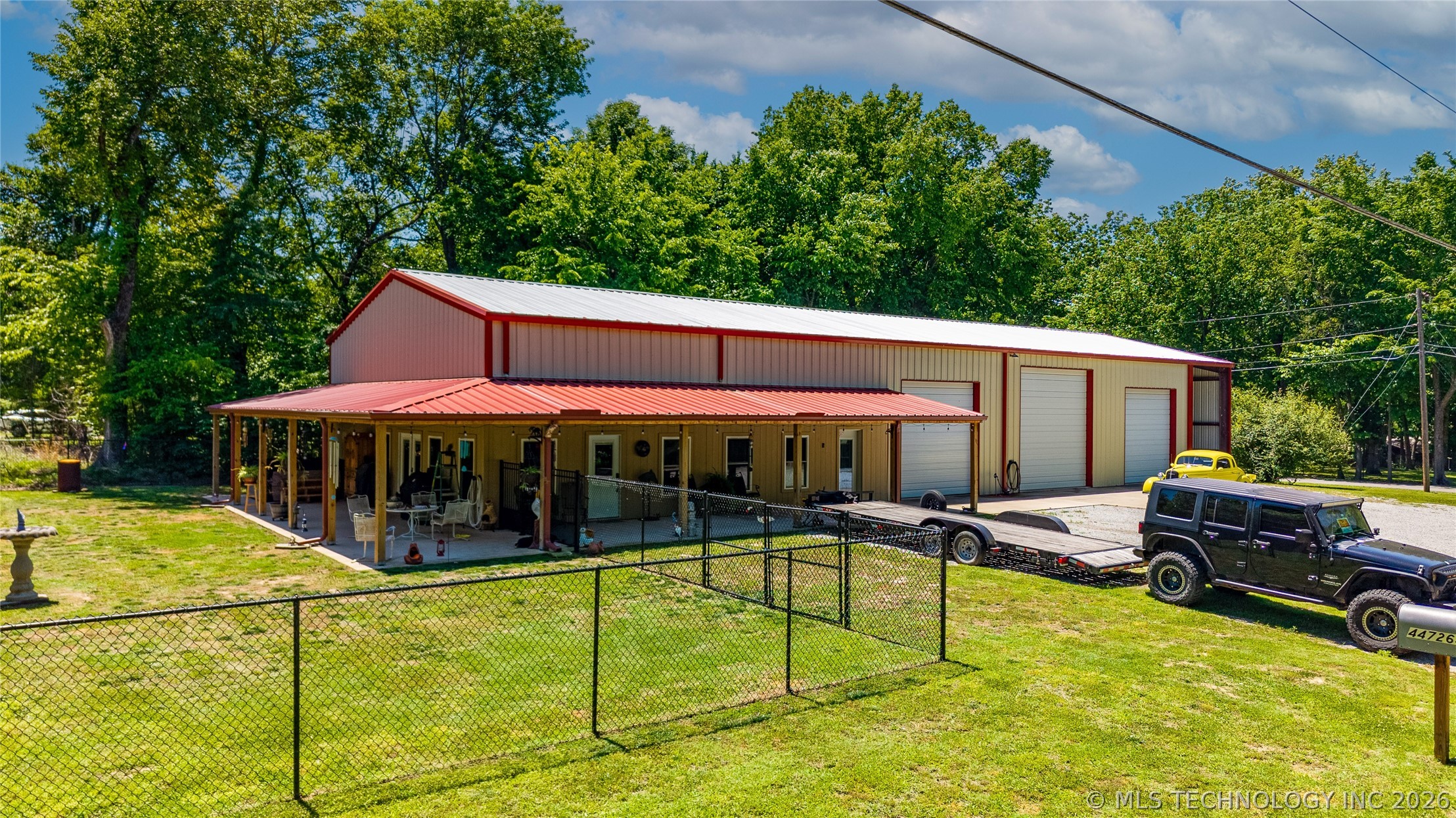 447265 E 355 Road Property Photo 2