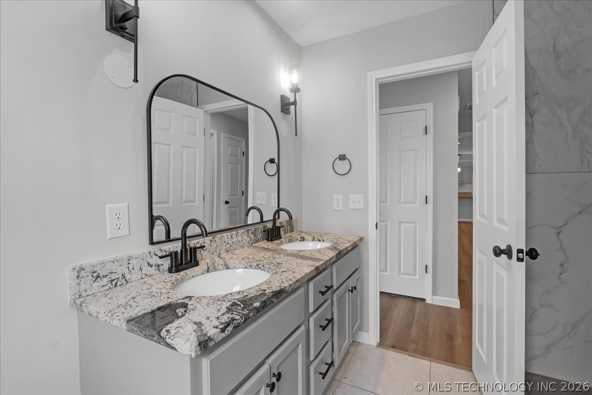 9815 E 29th Street Property Photo 27