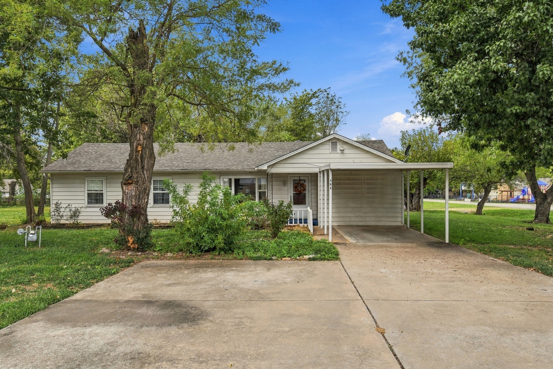 105 S Locust Street