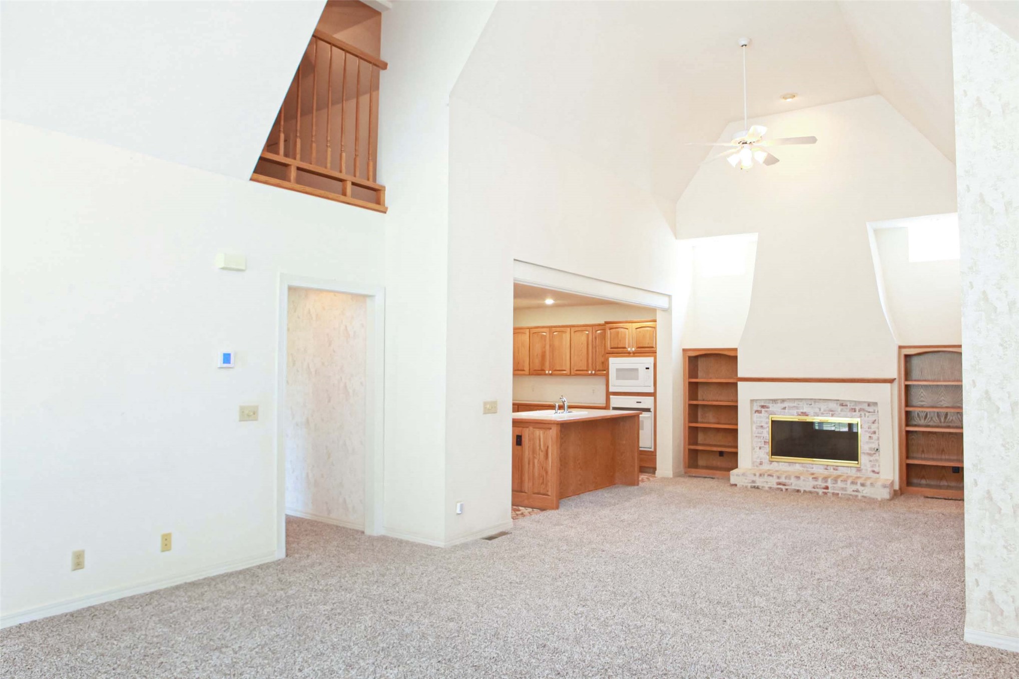 1431 S Newport Avenue Property Photo 16
