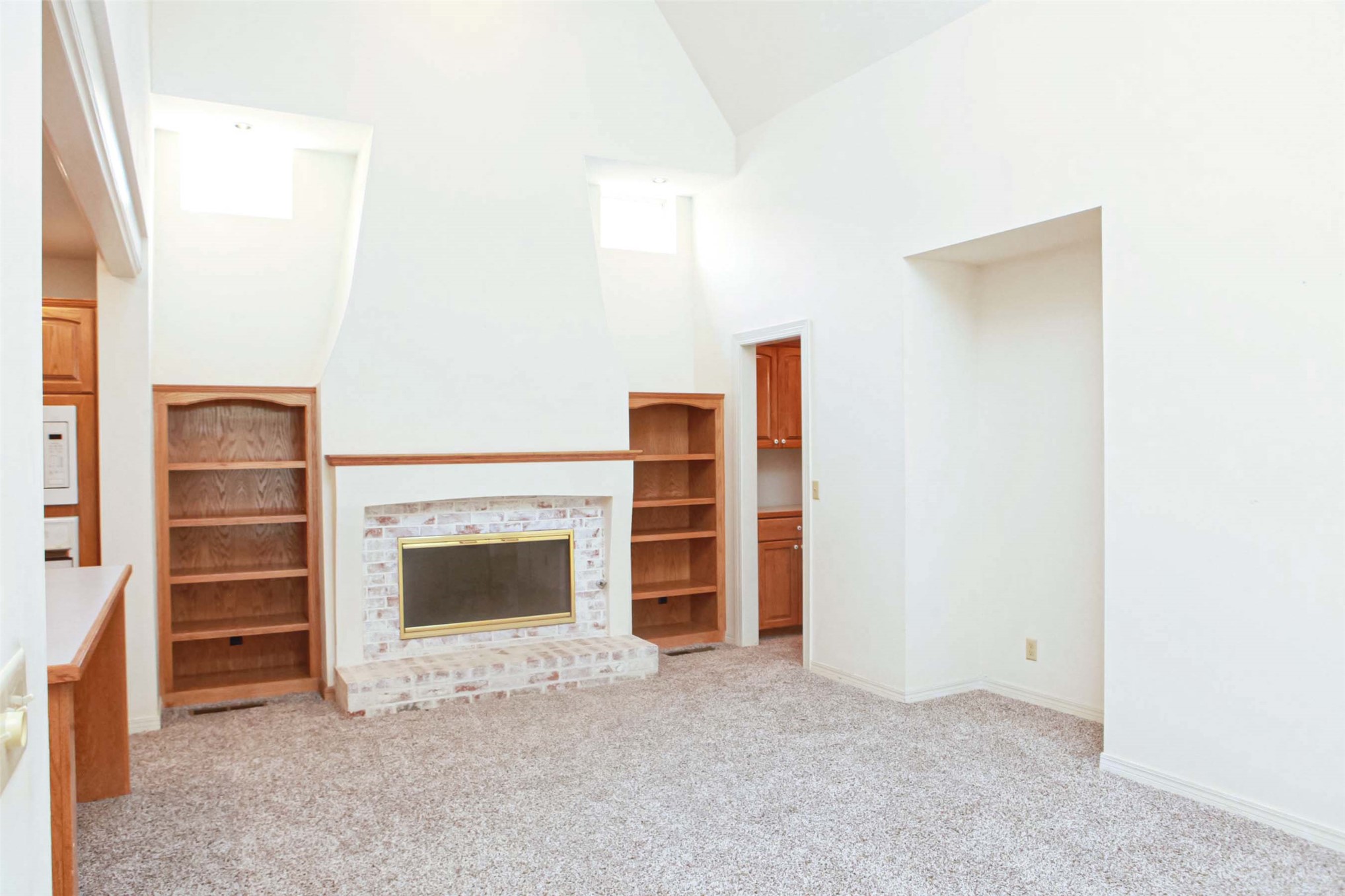 1431 S Newport Avenue Property Photo 22