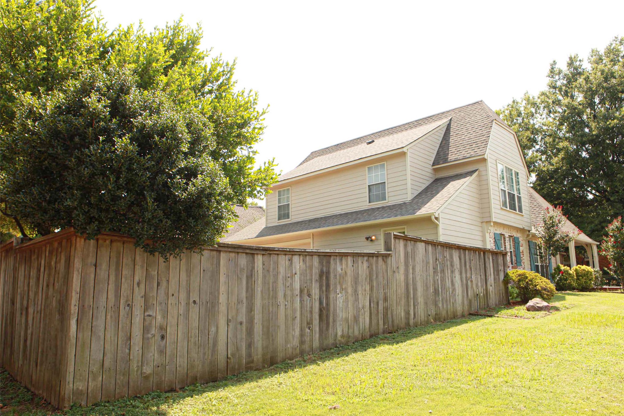 1431 S Newport Avenue Property Photo 48