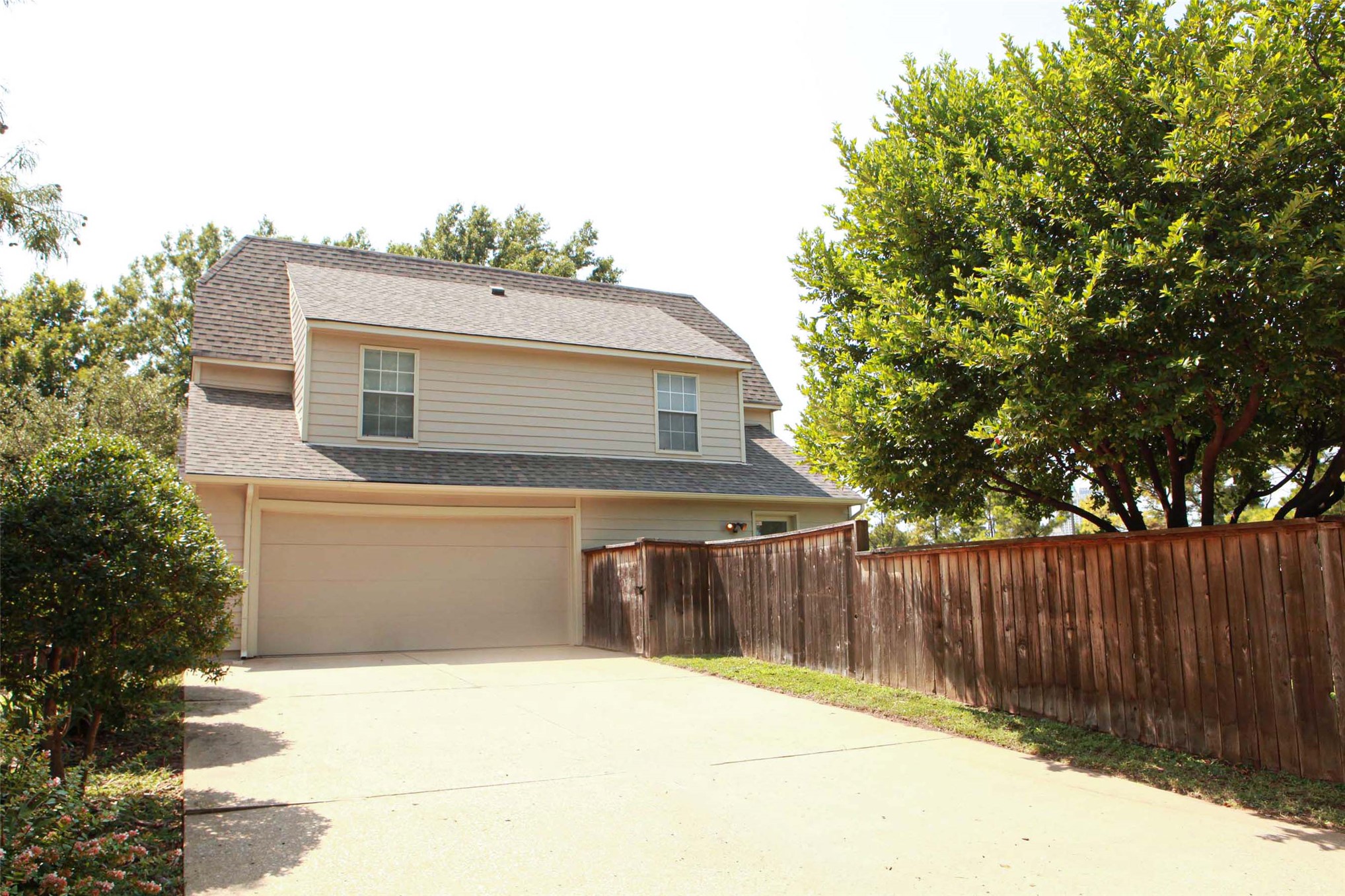 1431 S Newport Avenue Property Photo 49