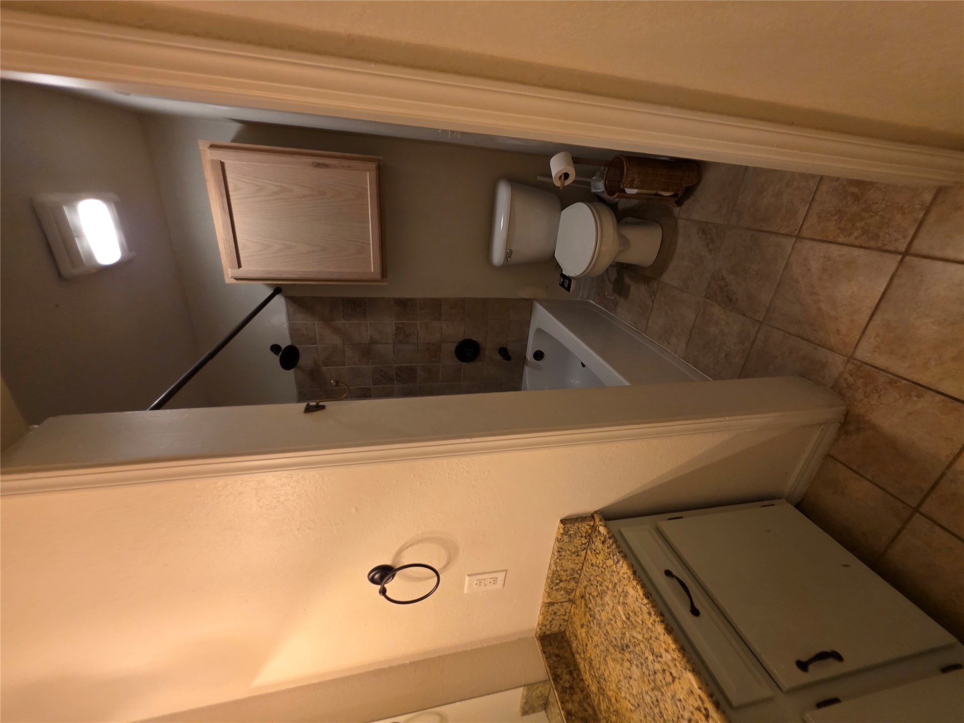 209 E Austin Street Property Photo 9