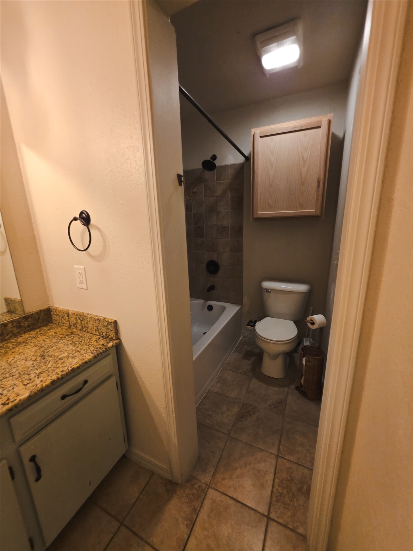 209 E Austin Street Property Photo 10