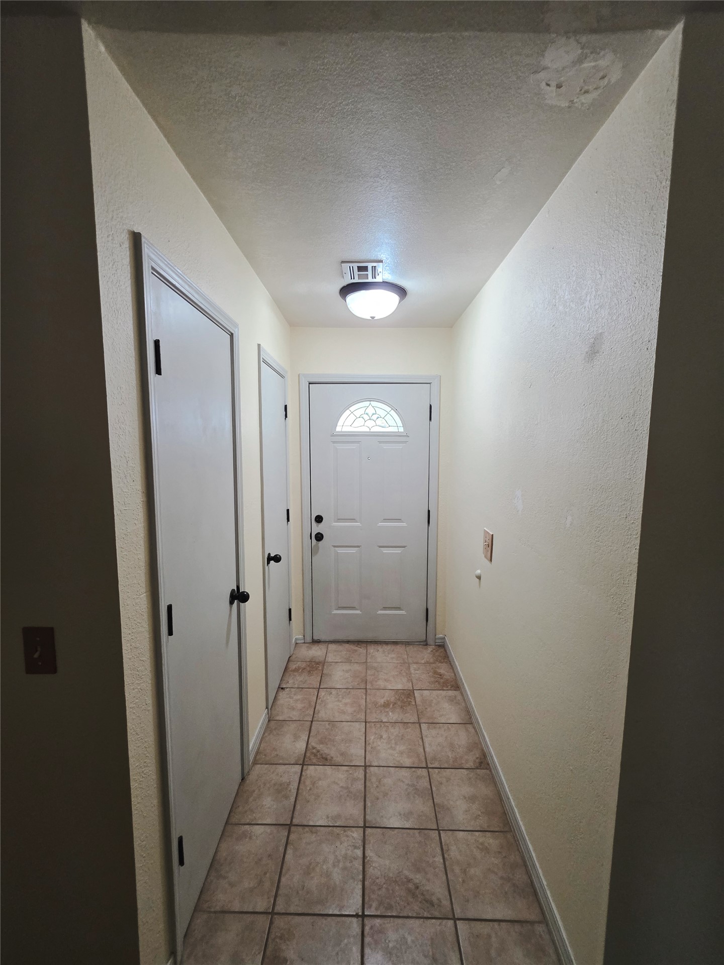 209 E Austin Street Property Photo 11