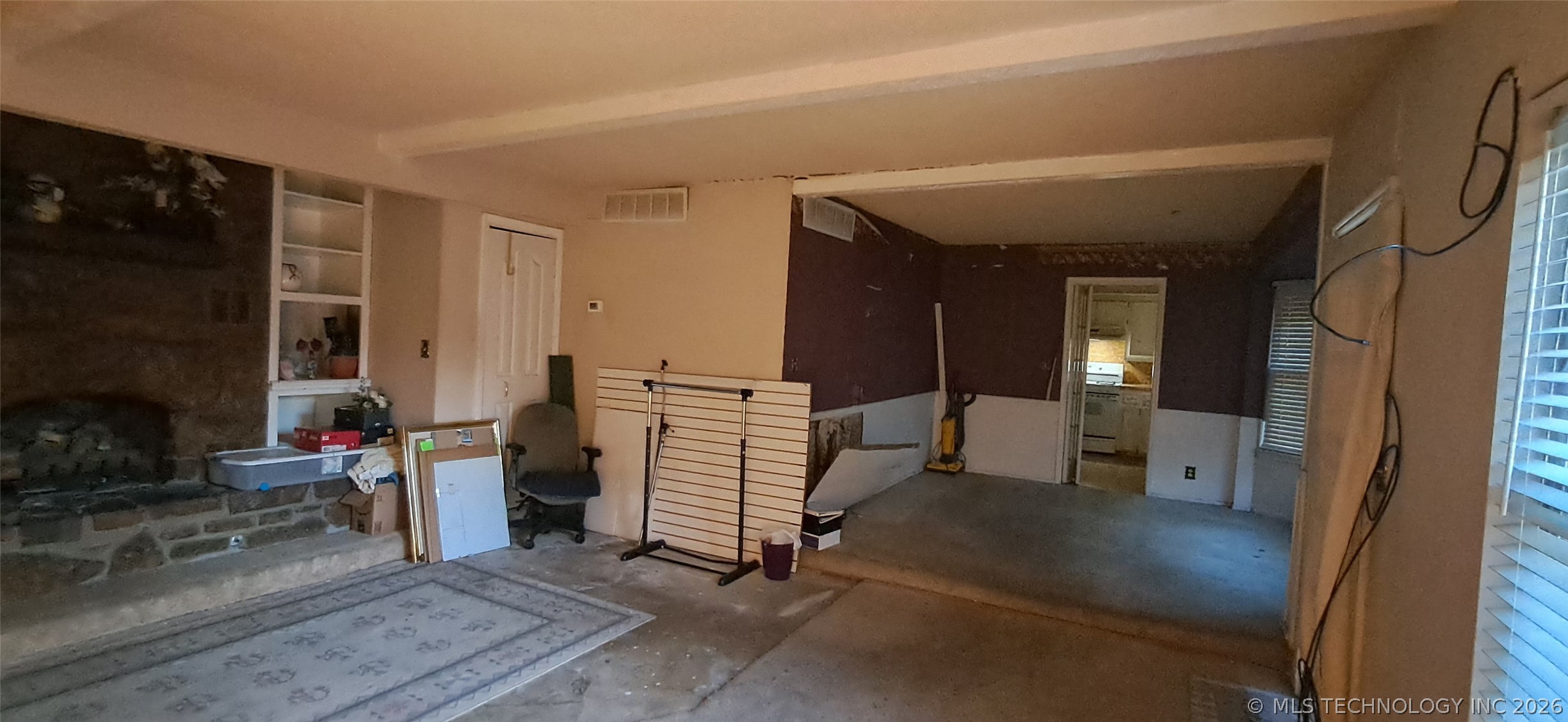 9107 E 66th Street Property Photo 2