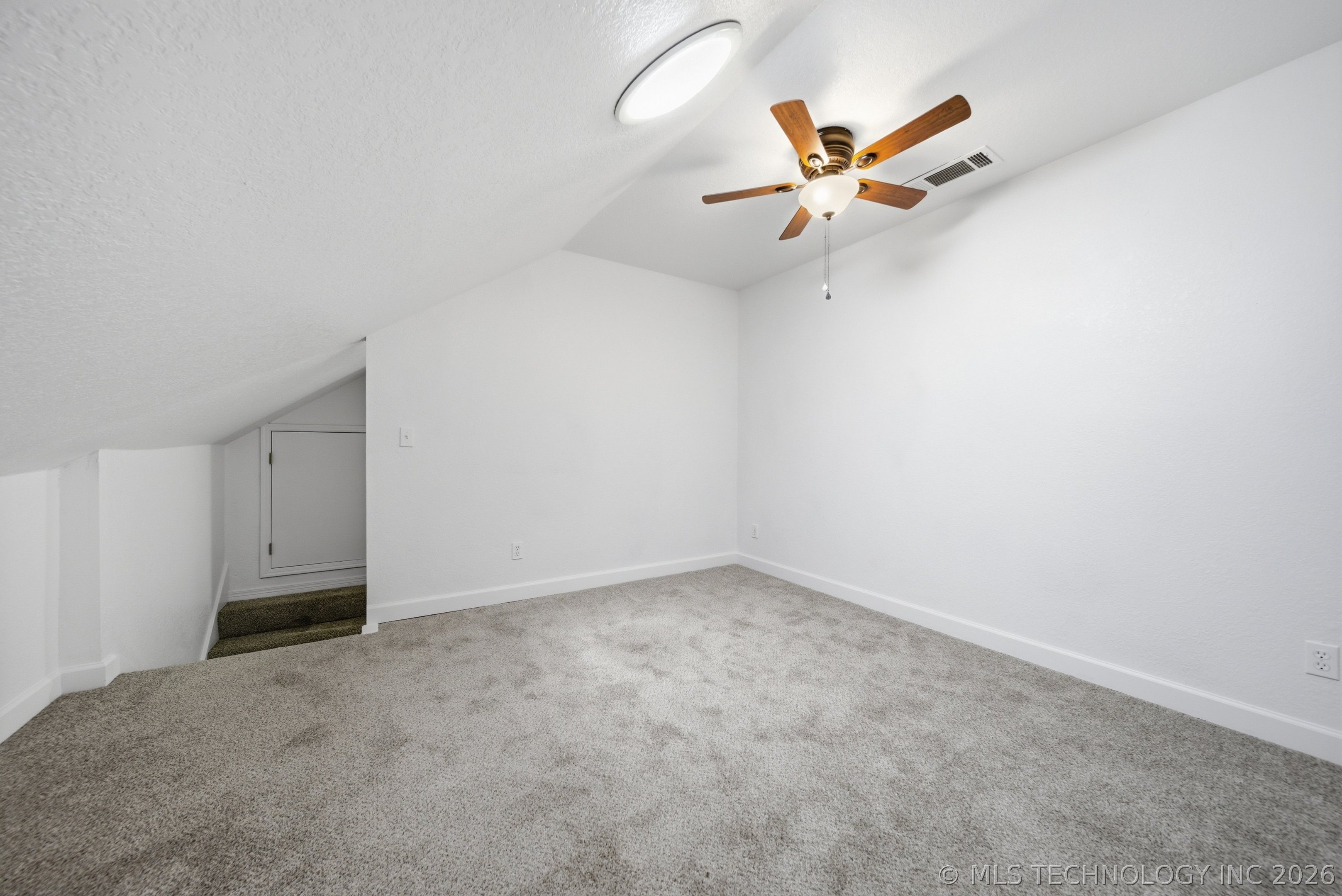 14205 S 220th Avenue E Property Photo 25