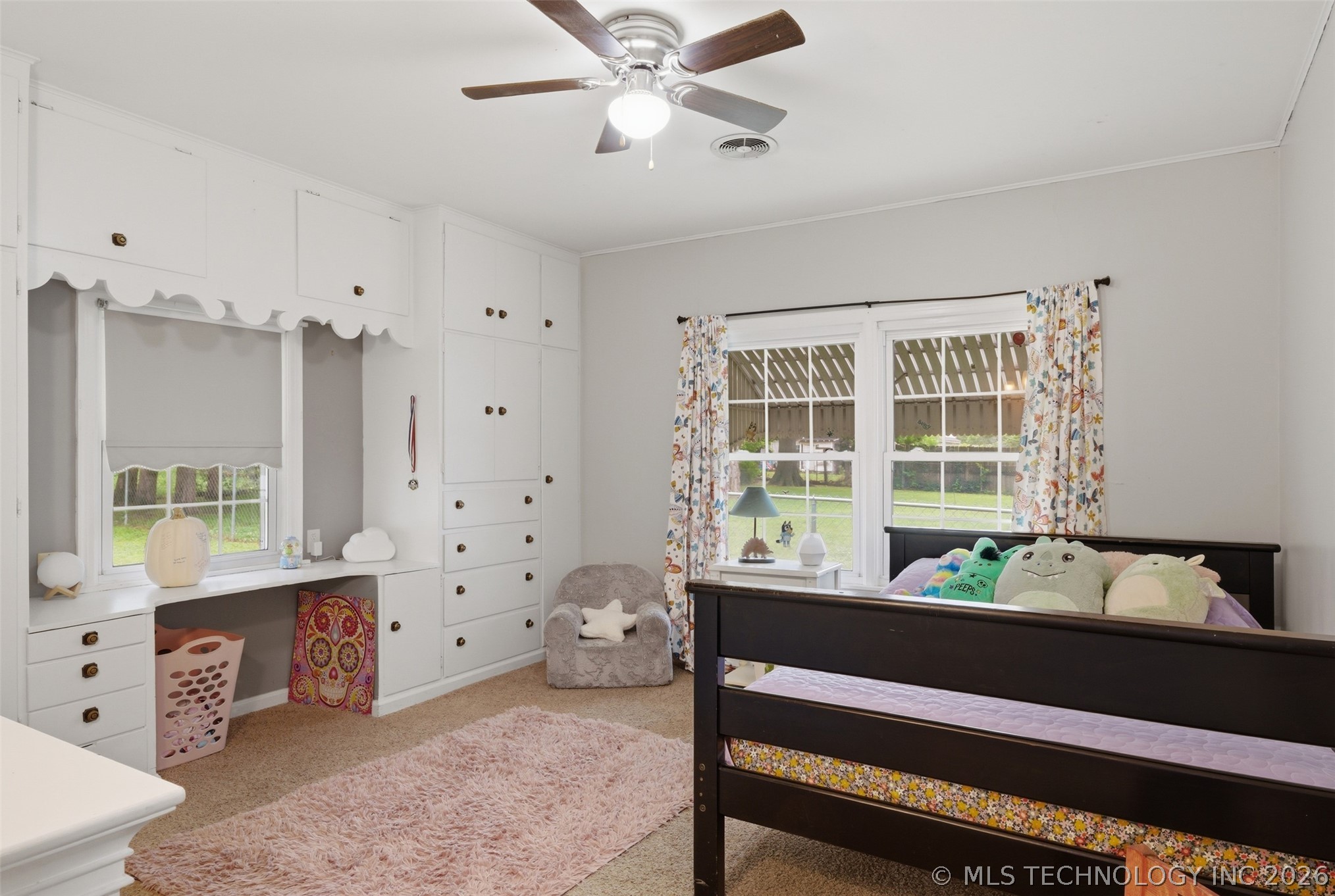 228 S Bell Property Photo 28
